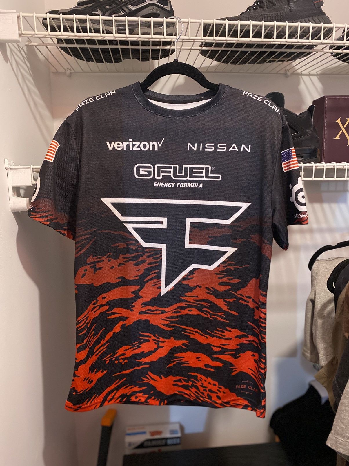FaZe FaZe Jersey Classic Red Size US S / EU 44-46 / 1 - 1 Thumbnail