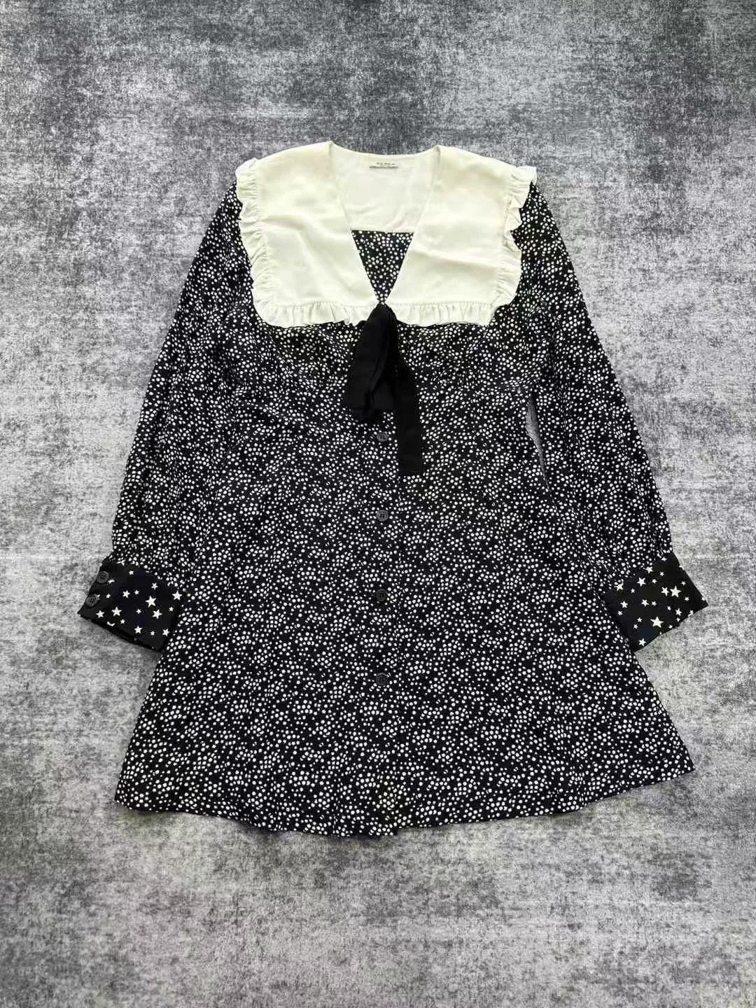 Miu Miu Miu Miu Star Print Peter Pan Collar Silk Dress Size M / US 6-8 / IT 42-44 - 1 Thumbnail