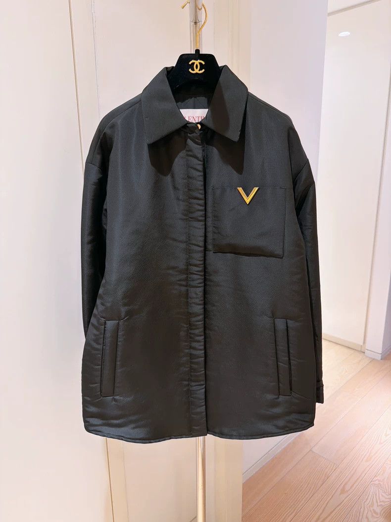 Valentino Valentino Metal V logo black shirt style cotton suit Size US S / EU 44-46 / 1 - 1 Thumbnail