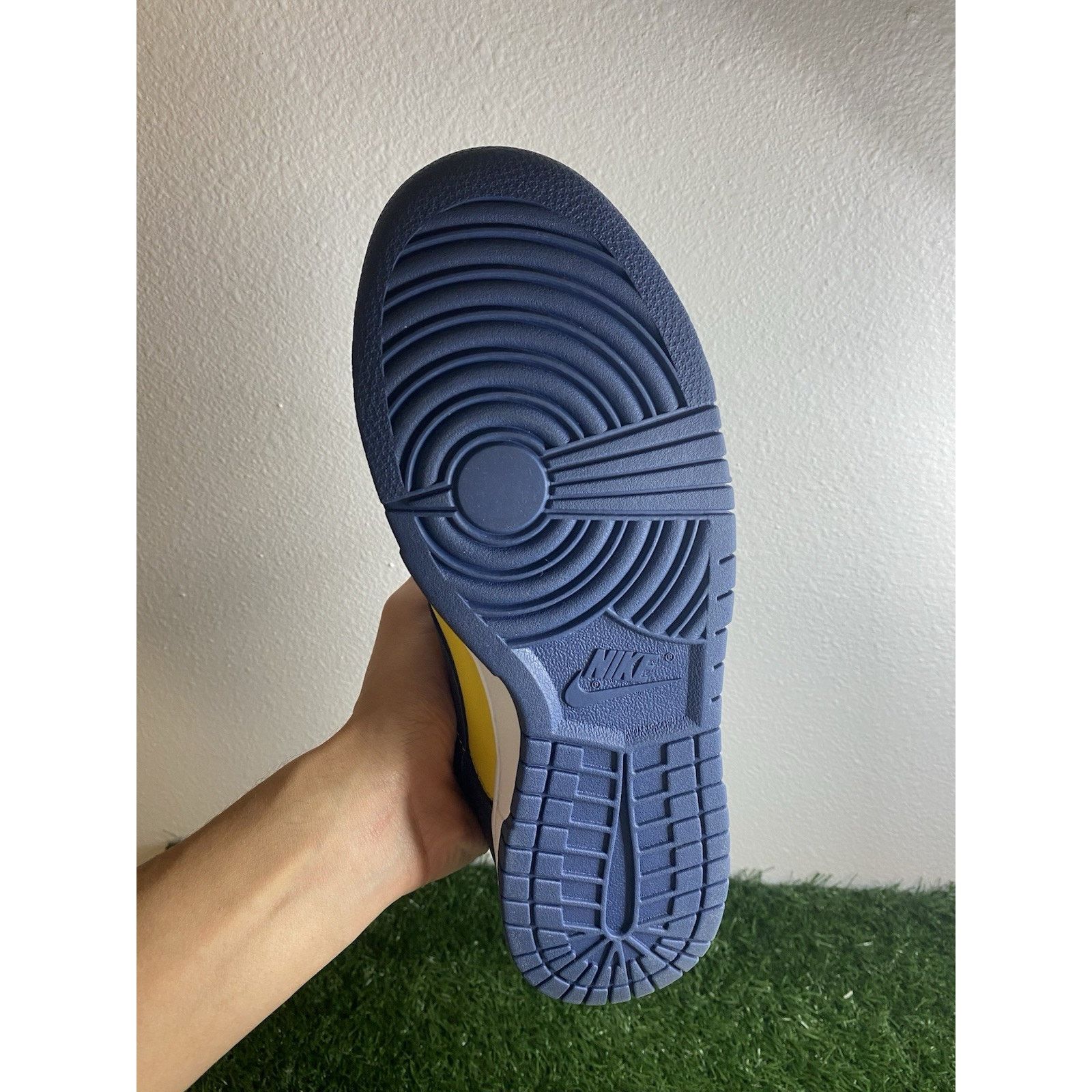 Nike Nike Dunk Low Michigan 2021 | Size 9 US | TRIED ON ! Size US 9 / EU 42 - 9 Thumbnail