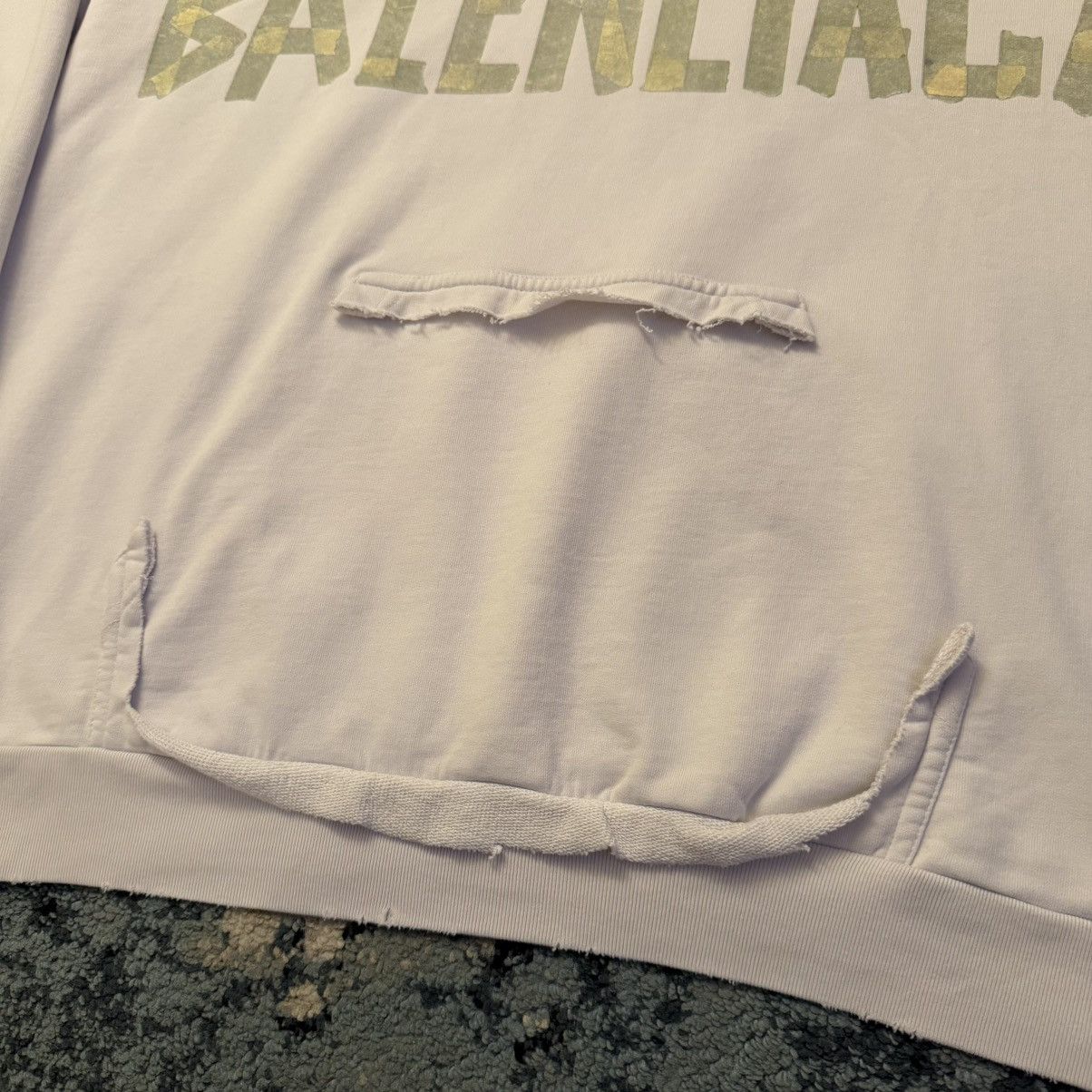 Balenciaga Balenciaga Distressed Tape Hoodie Size Medium Brand New Size US M / EU 48-50 / 2 - 3 Thumbnail