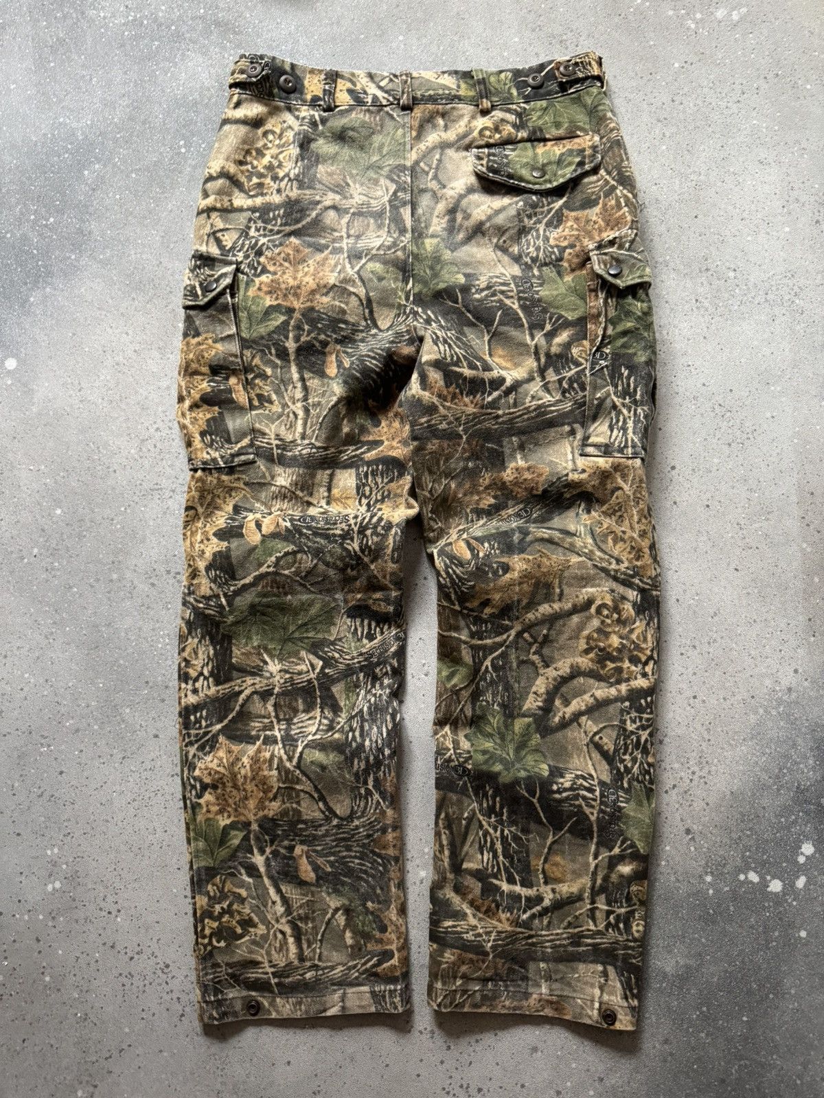 If Six Was Nine Realtree Camo Vintage Y2K Cargo Pants Size US 32 / EU 48 - 8 Thumbnail