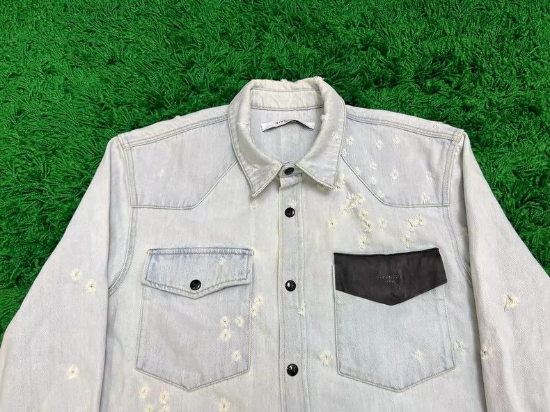 Givenchy Givenchy Distressed Denim Shirt Jacket Size US S / EU 44-46 / 1 - 4 Thumbnail