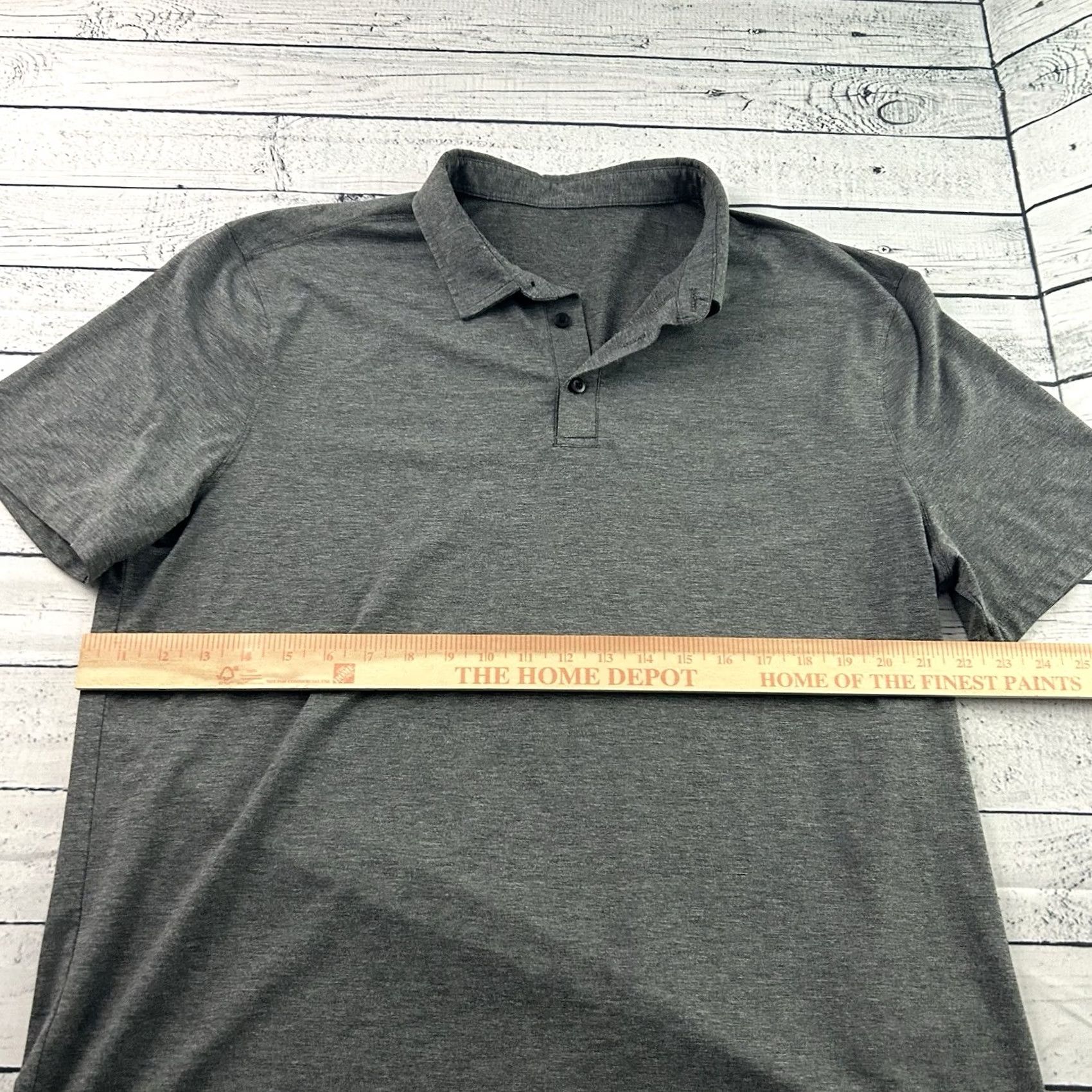 Lululemon Lululemon Short Sleeve Button Front Polo Shirt Men's XL Gray Shirt Buttons Front Polo XL Gray Lululemon Size US XL / EU 56 / 4 - 3 Thumbnail