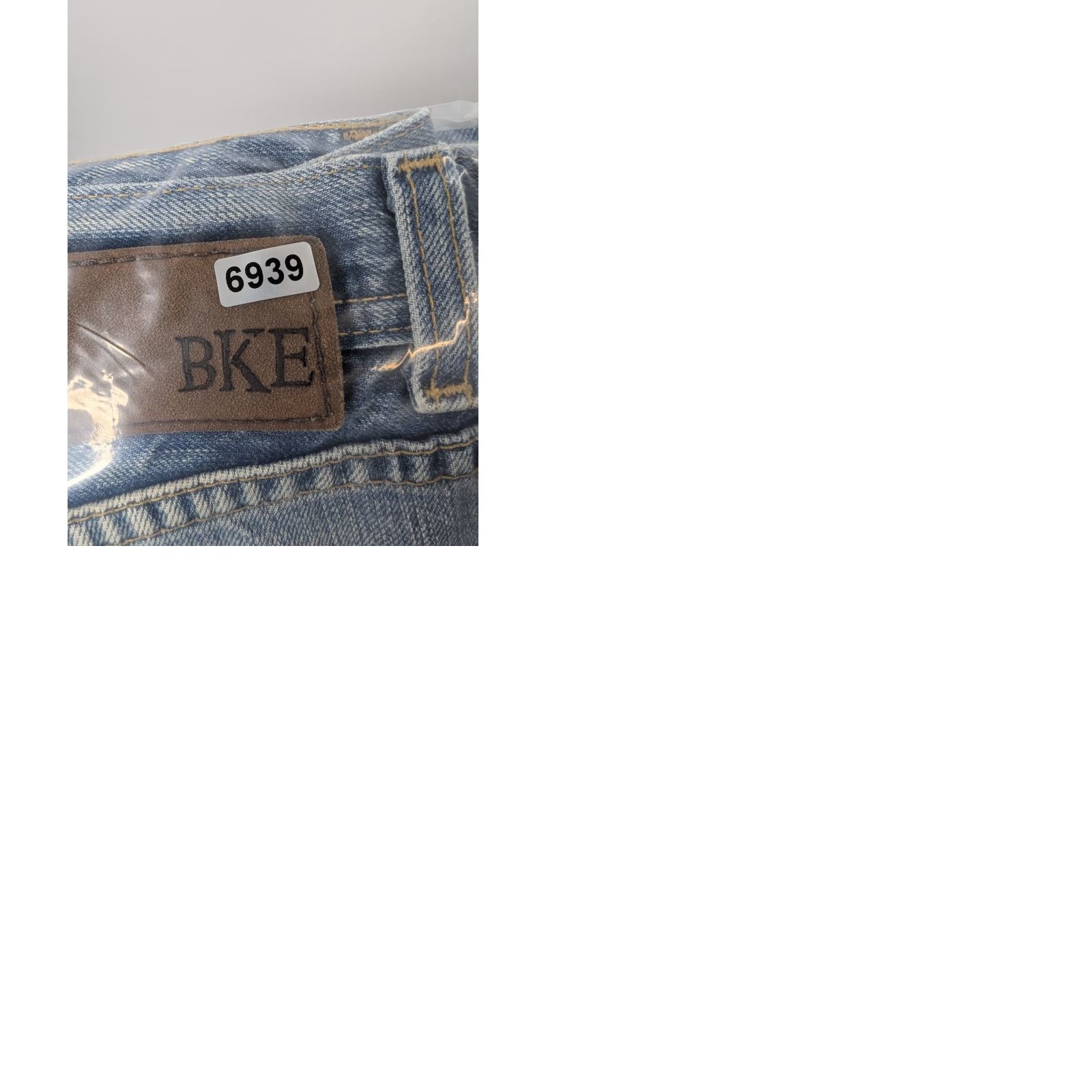 Vintage VINTAGE Buckle Jeans Womens 30x30 Bootcut Flares Mid Rise Blue Denim Cotton Blend, Cotton Advanced Search: Buckle Bke Jeans, Bootcut, Mid Rise, Flared Size 30" / US 8 / IT 44 - 10 Thumbnail