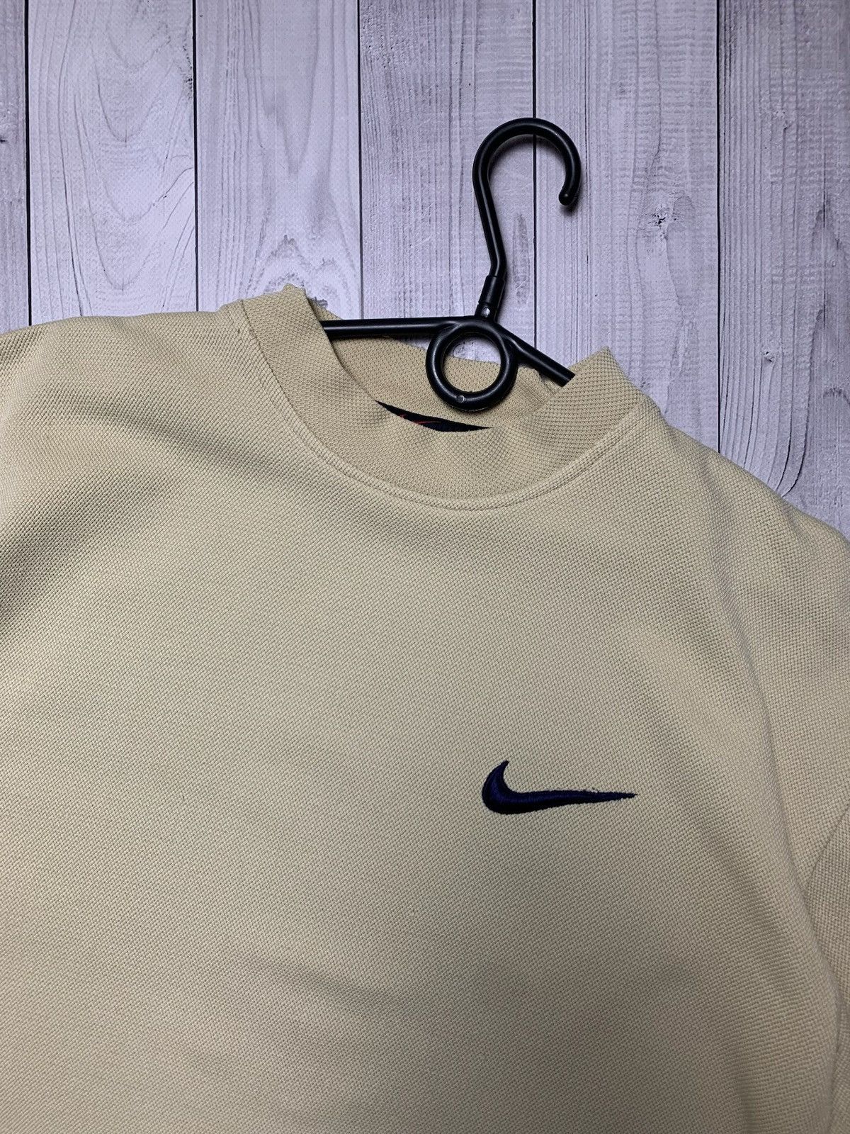 Nike × Vintage Vintage Nike Beige sweatshirt size L logo swoosh Size US L / EU 52-54 / 3 - 2 Thumbnail