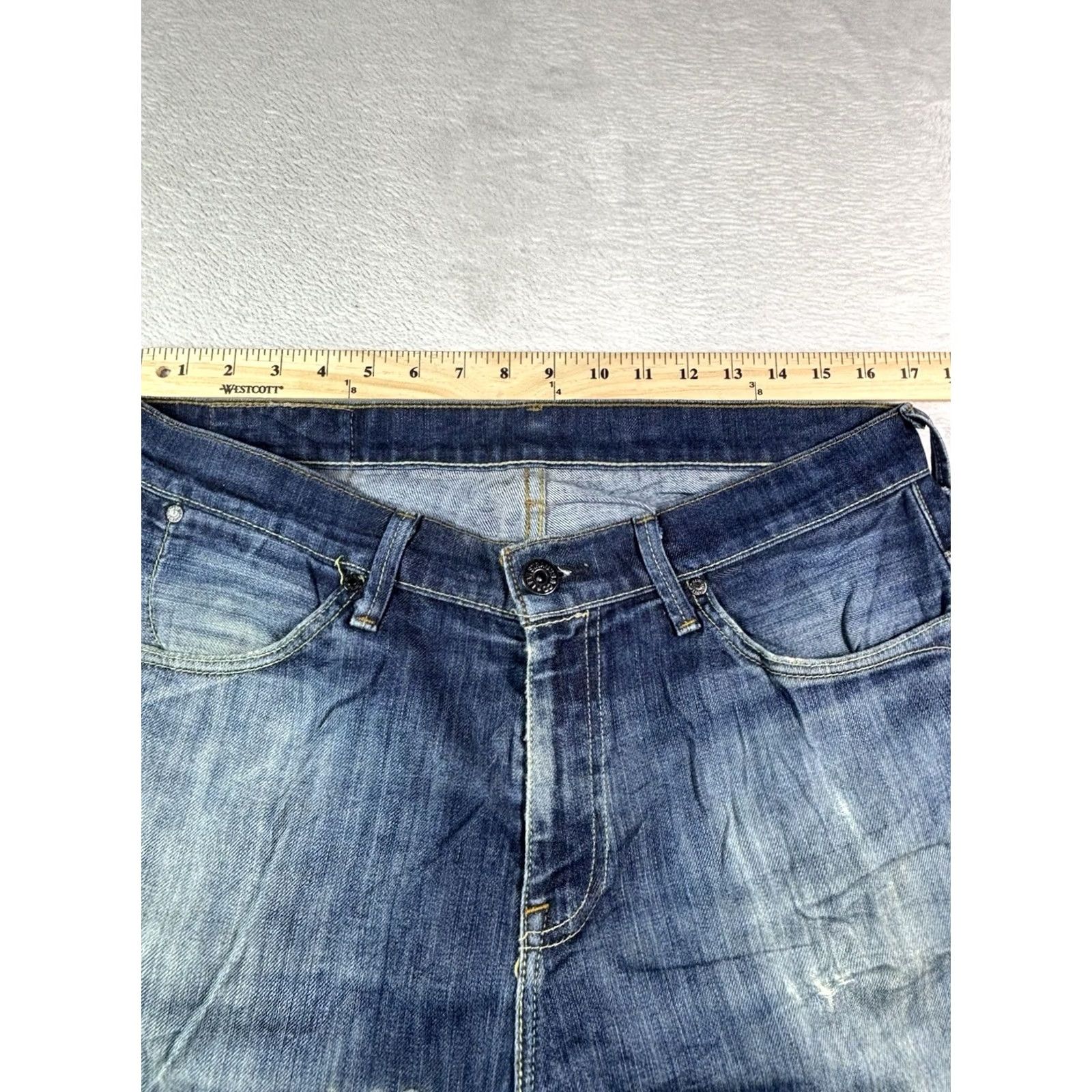 Levi's VINTAGE Levi's 504 Jeans Mens Size 33x34 Blue Distressed Denim Straight Regular Waist 33 Inseam 34 USA College Retro Cowboy USA Levi's 500 Series Size US 33 - 7 Thumbnail
