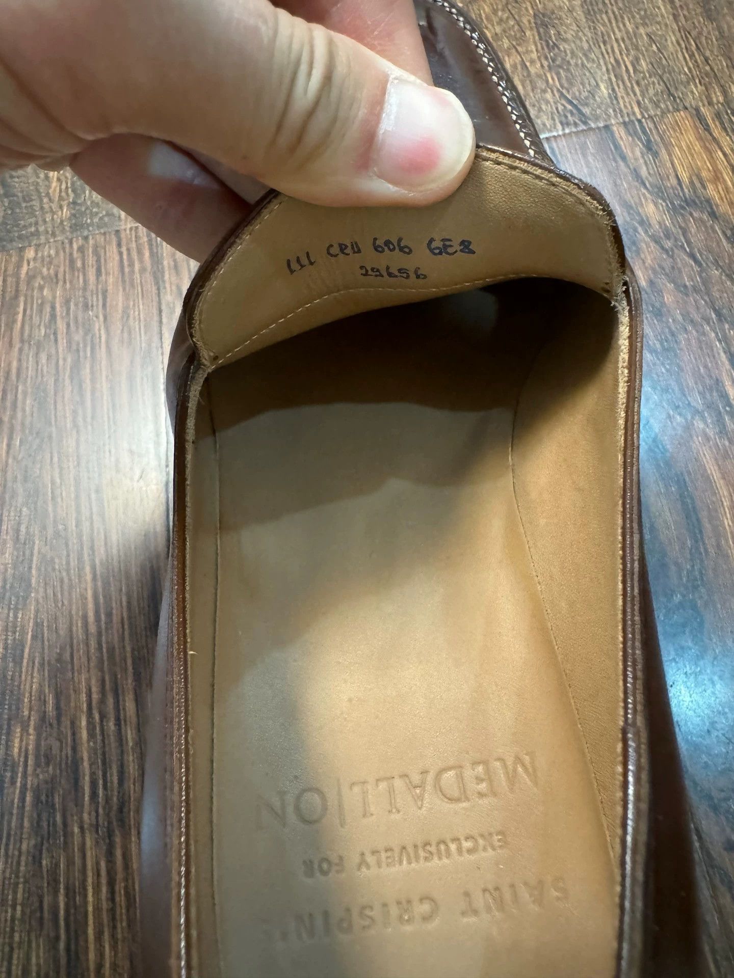 Other SaintCrispin's Men's Mid Brown U-tip Loafer UK6F Worn Once Size US 6.5 / EU 39-40 - 8 Thumbnail