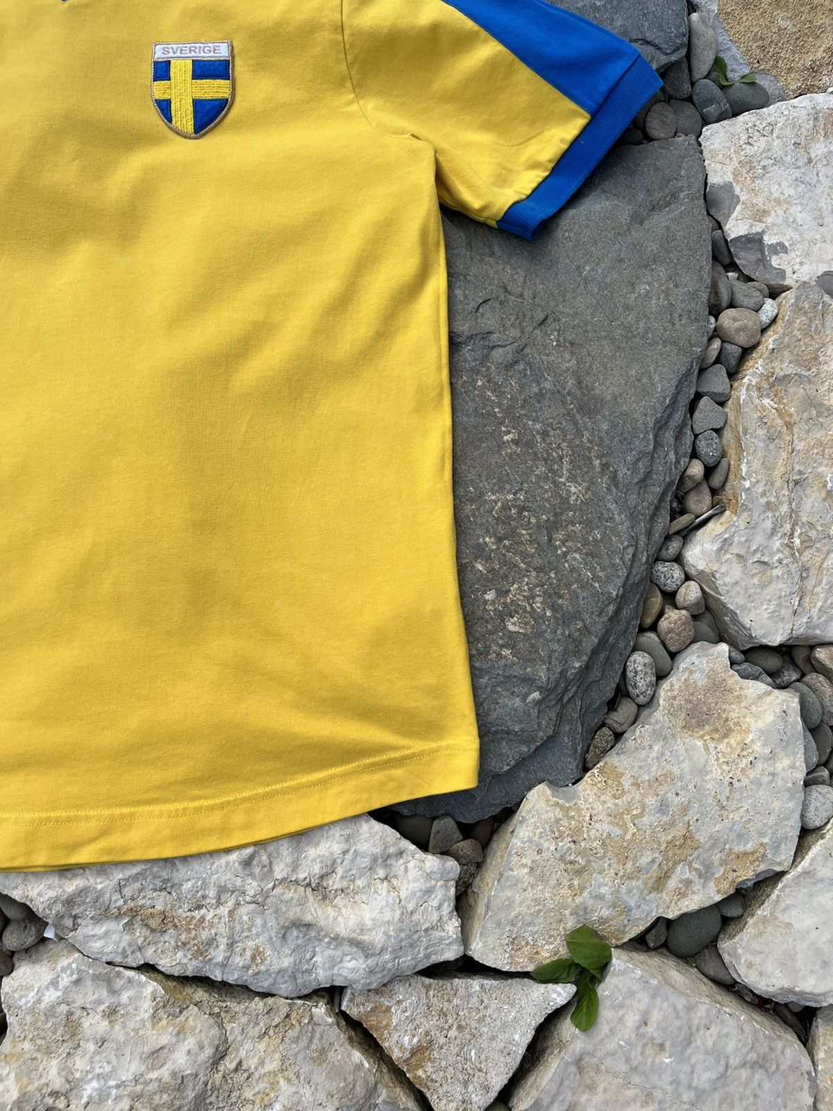 Puma × Vintage Vintage Puma Sweden Sverige y2k polo tee soccer jersey rare Size US M / EU 48-50 / 2 - 5 Thumbnail