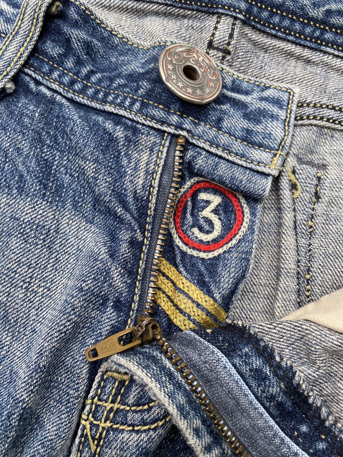 Japanese Brand Rodeo Crown Japan Faded Distressed Denim Size US 31 - 17 Thumbnail