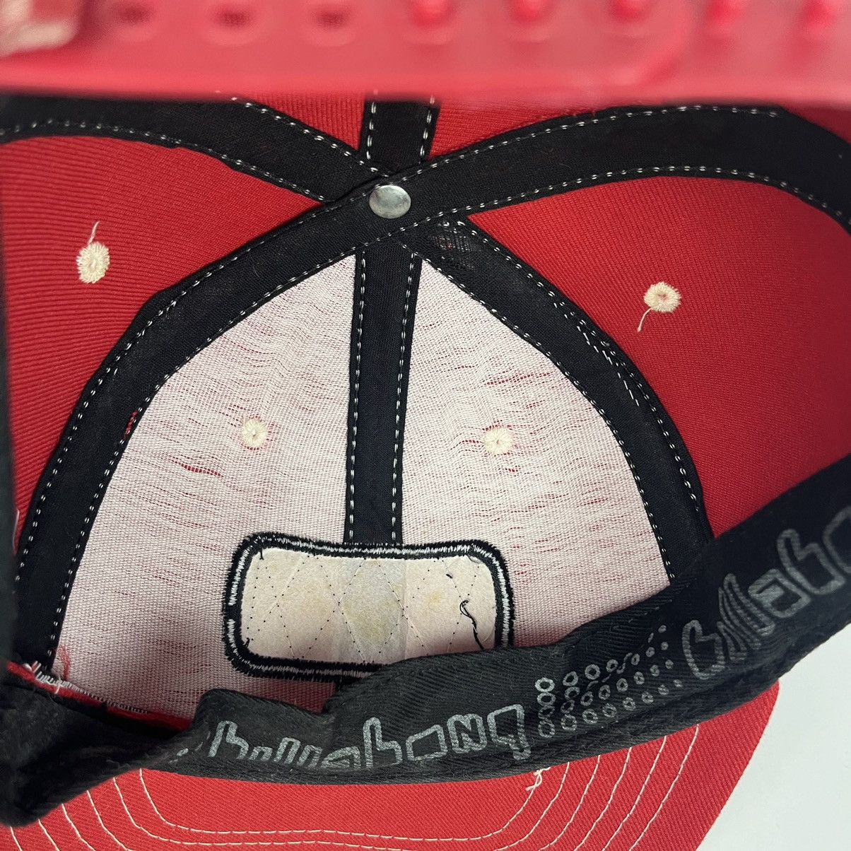 Billabong × Vintage 💋VINTAGE💋 Billabong 6 panel Red Surf Cap with holo logo Size ONE SIZE - 10 Thumbnail
