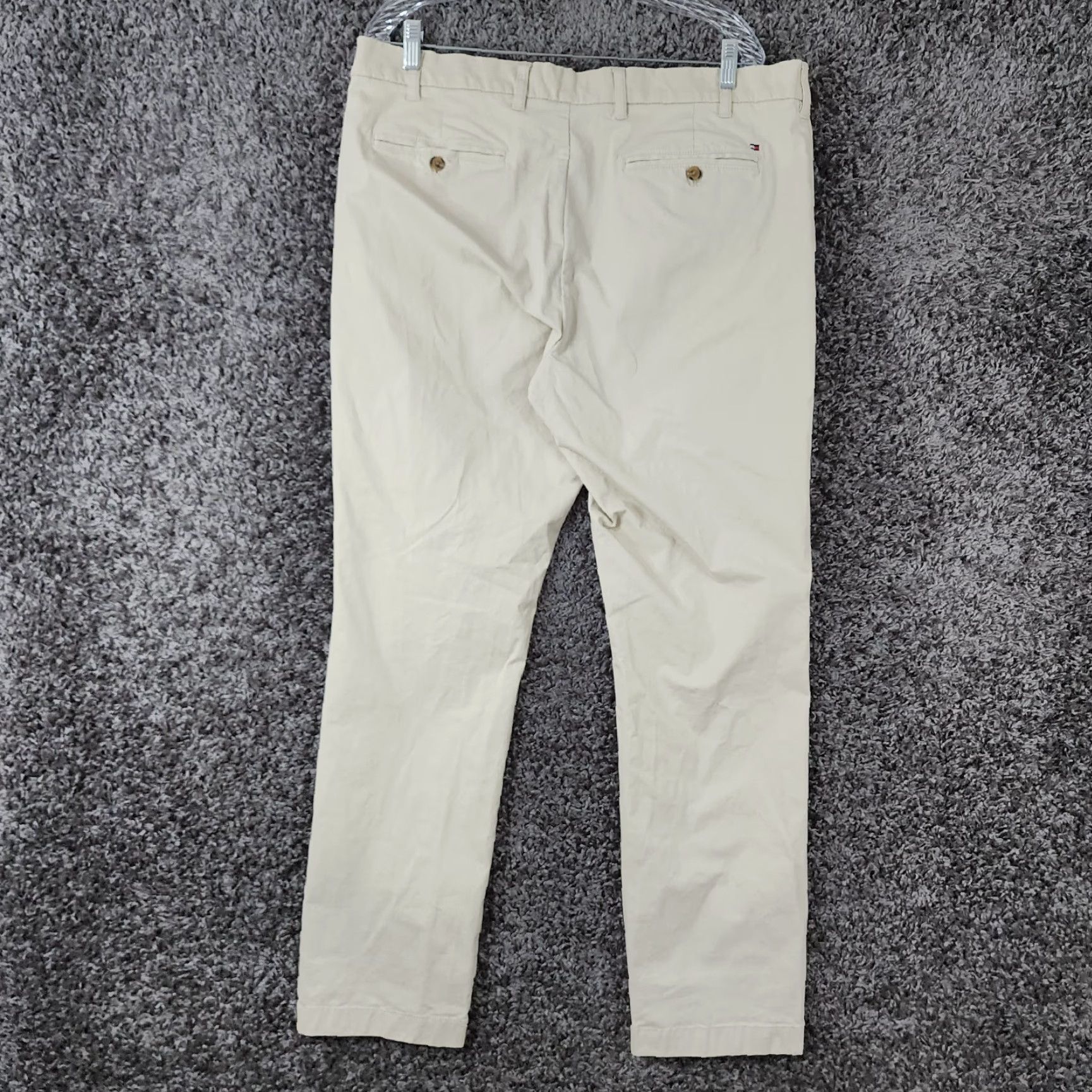 Tommy Hilfiger Tommy Hilfiger Pants Mens Beige Slim Fit Straight Leg Size 38x31 Chino Slimming 38 31 Beige Mens Size US 38 / EU 54 - 6 Thumbnail