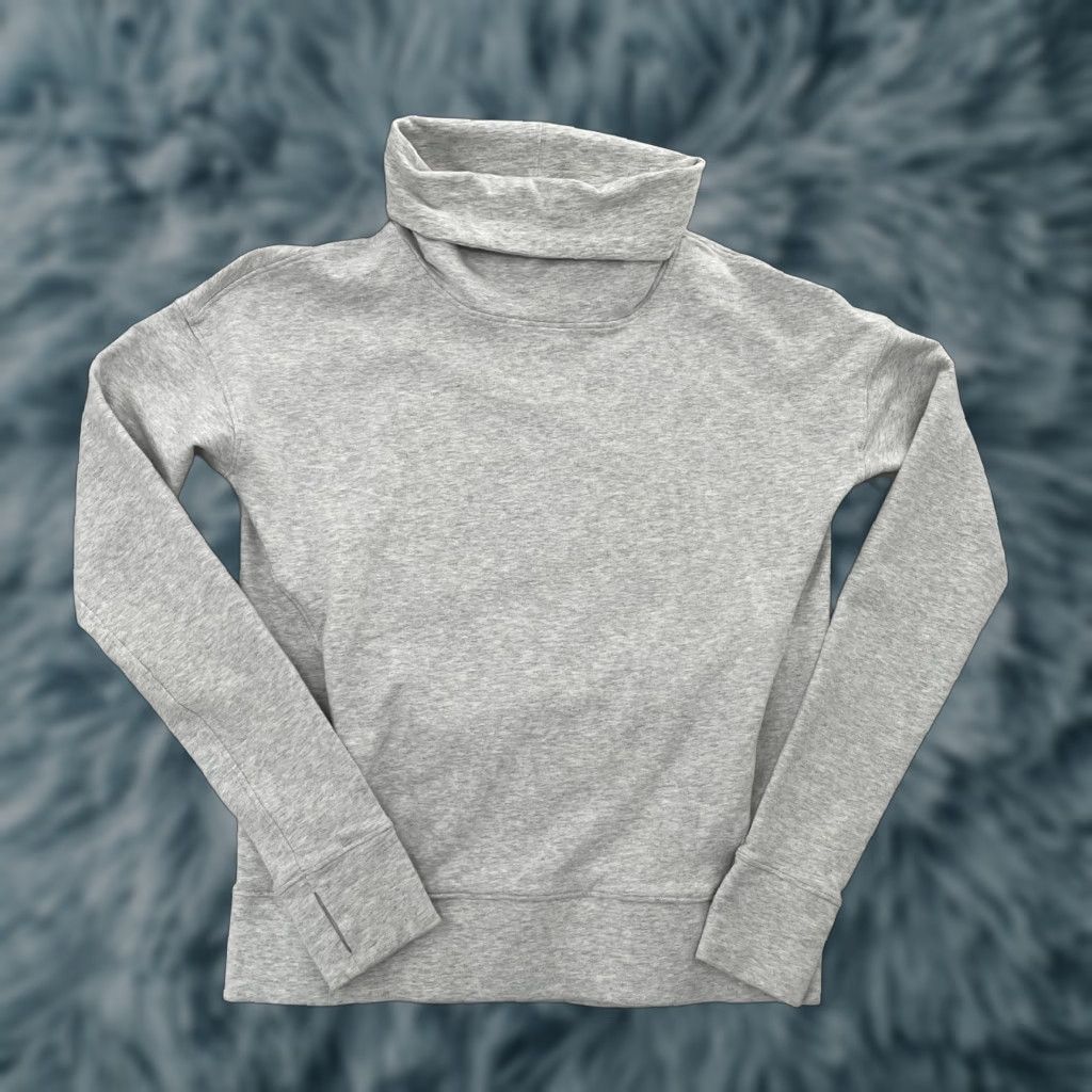 Lululemon Lululemon Sweatshirt Pullover Womens 2 Gray Turtleneck Pockets Logo University College School Sports Size XS / US 0-2 / IT 36-38 - 1 Thumbnail