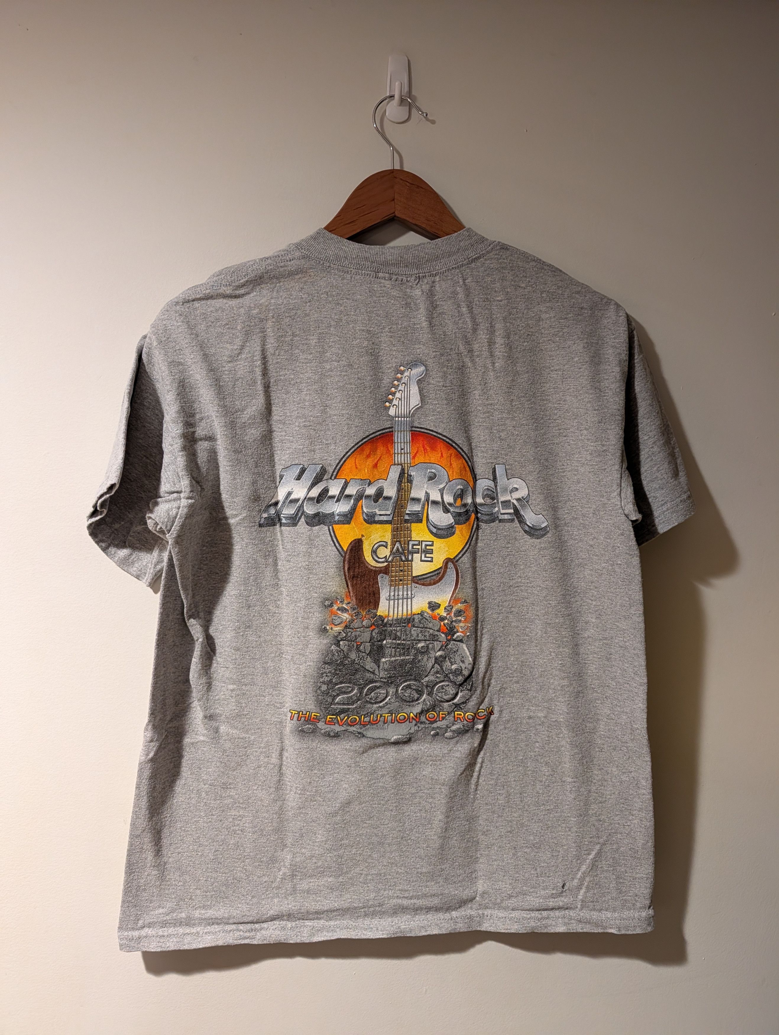 Hard Rock Cafe Vintage 2000 Hard Rock Cafe Beach T-Shirt Evolution Rock Size US S / EU 44-46 / 1 - 1 Thumbnail