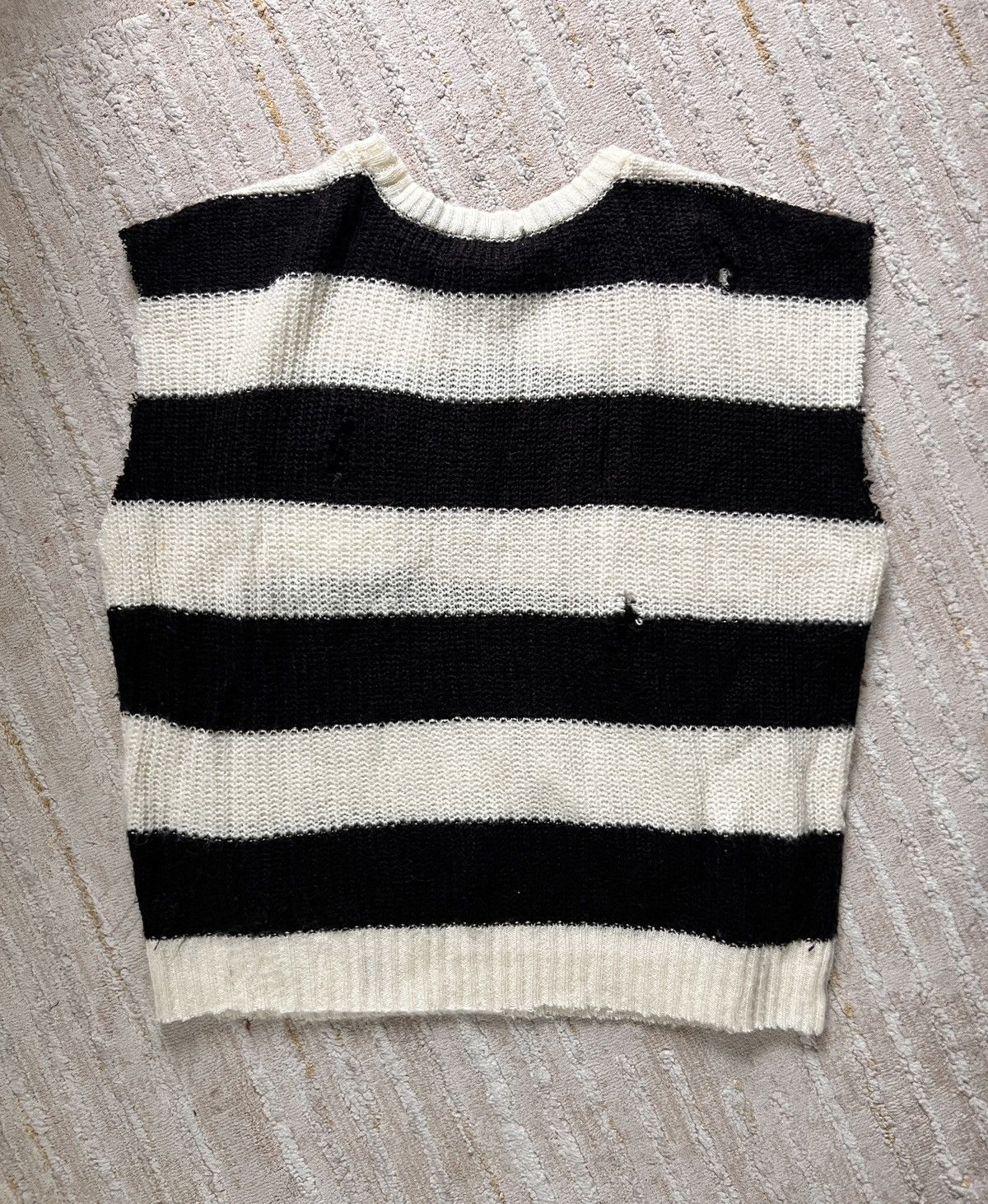 Vintage Vintage Stripe Knitted Distressed Punk Sleeveless Sweater Size US M / EU 48-50 / 2 - 2 Thumbnail