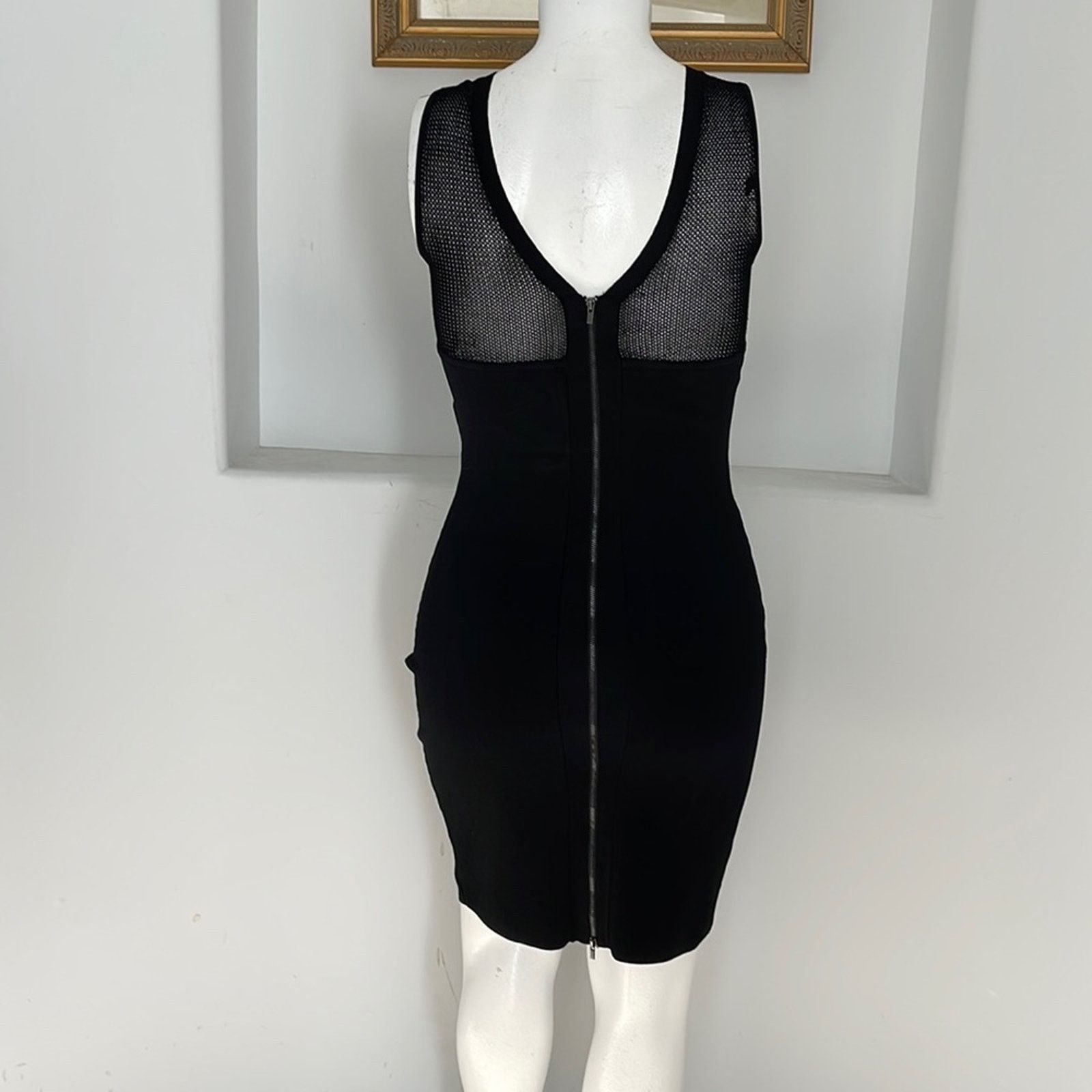Diane von Furstenberg Diana Von Furstenberg “Moscow” Black Mini Bodycon Dress L Size L / US 10 / IT 46 - 2 Thumbnail