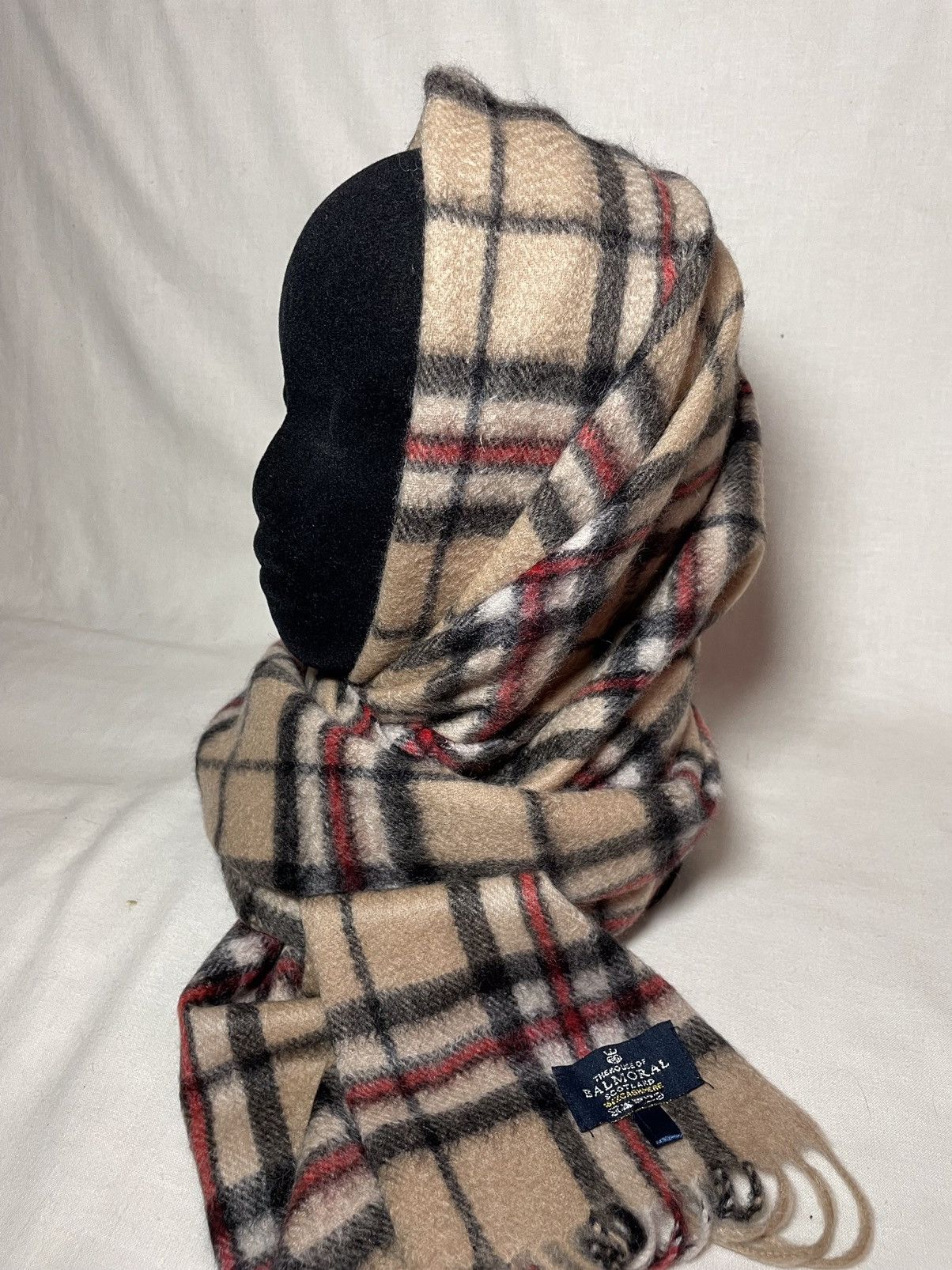 Vintage The house of balmoral tartan cashmere scarf Size ONE SIZE - 8 Thumbnail