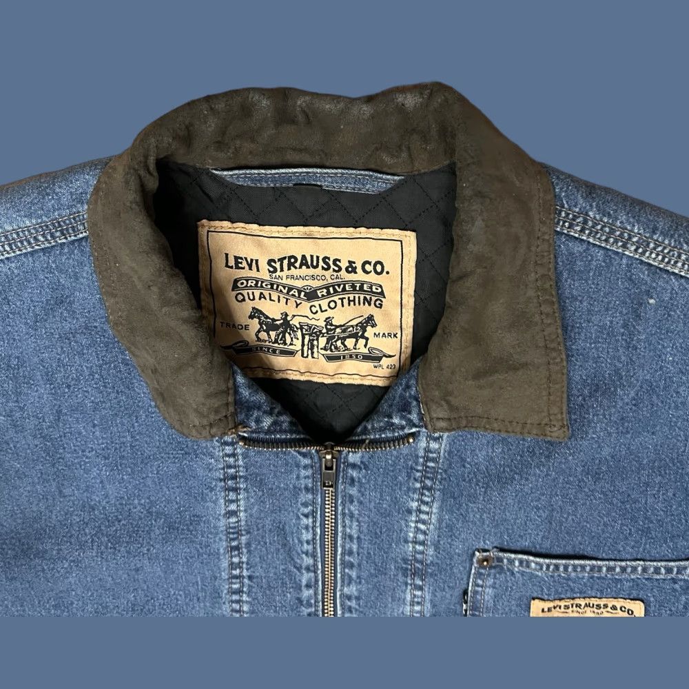 Levi's VINTAGE Levi's Denim Chore Barn Jacket Black Tab M Canada Men Jacket Blue Denim 27” 27.5” 23.5” 27" Size US M / EU 48-50 / 2 - 1 Thumbnail