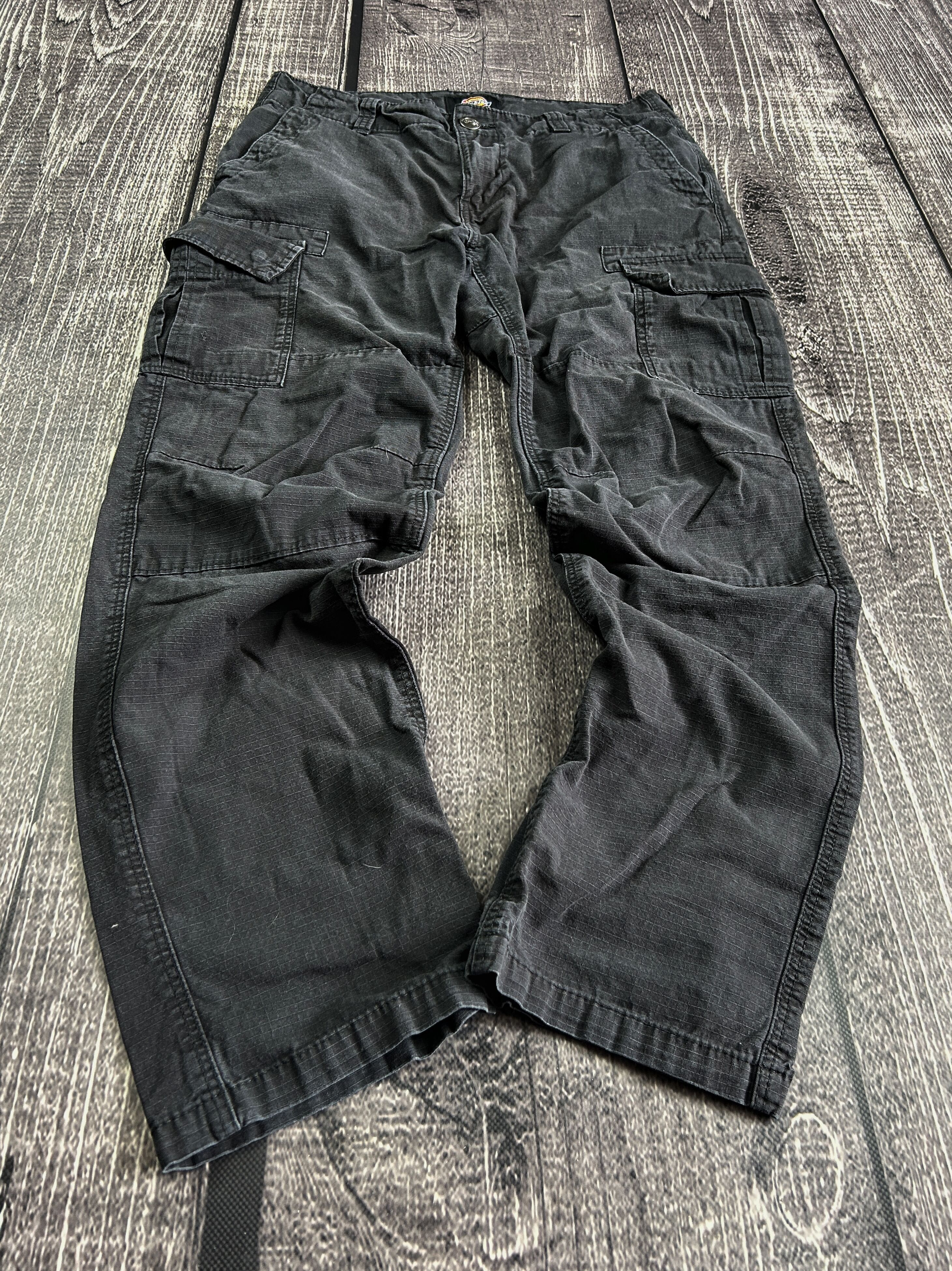 Carhartt VTG BALENCIAGA STYLE CARHARTT CARGO PILOT JEANS 90S Size US 30 / EU 46 - 2 Thumbnail