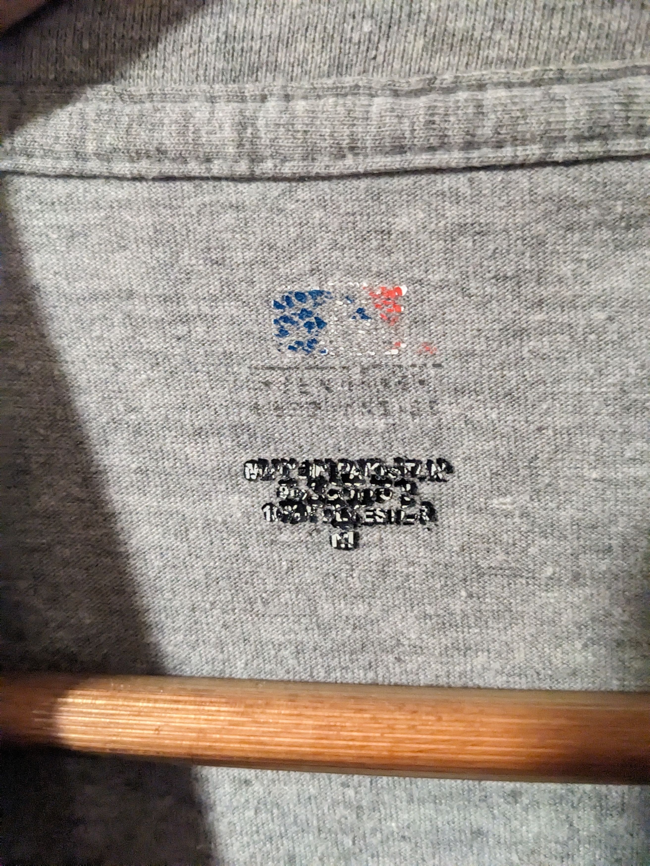 New York Yankees × Vintage Vintage Y2K New York Yankees Spell Out Logo MLB Gray T-Shirt Size US M / EU 48-50 / 2 - 3 Thumbnail
