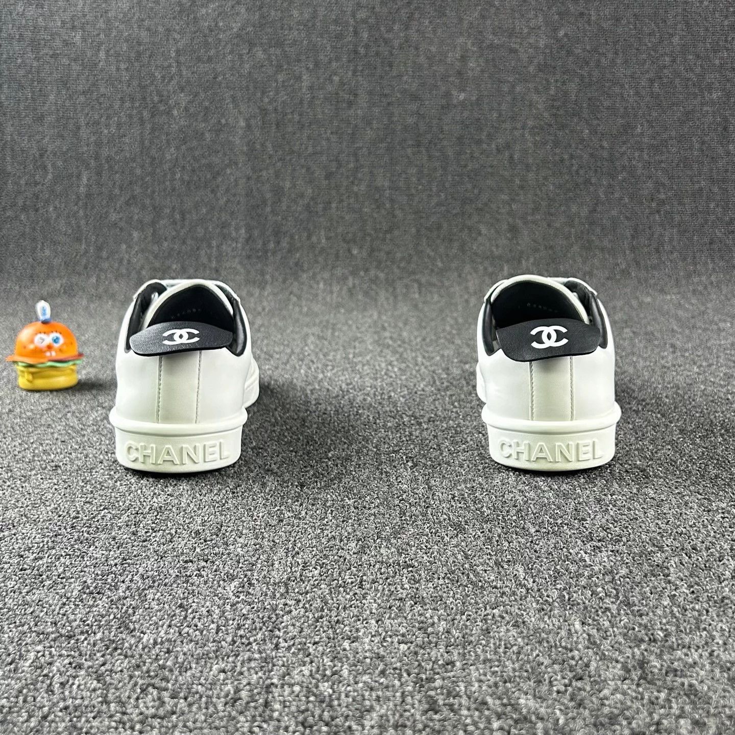 Chanel Chanel White Leather Sneakers Women's 37.5 Size US 6.5 / IT 36.5 - 5 Thumbnail
