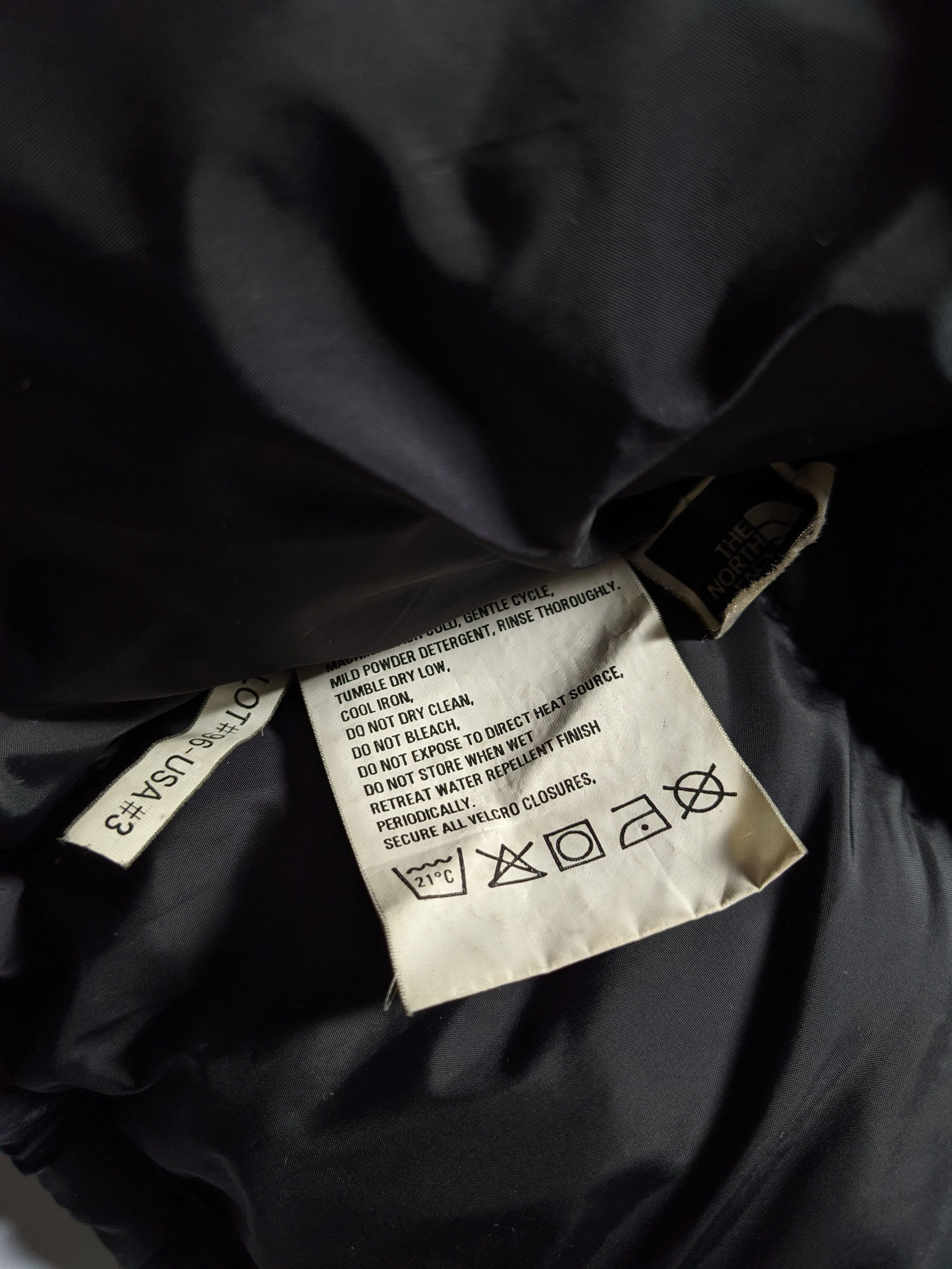 The North Face VINTAGE The North Face 90s Puffer Jacket Size US L / EU 52-54 / 3 - 8 Thumbnail