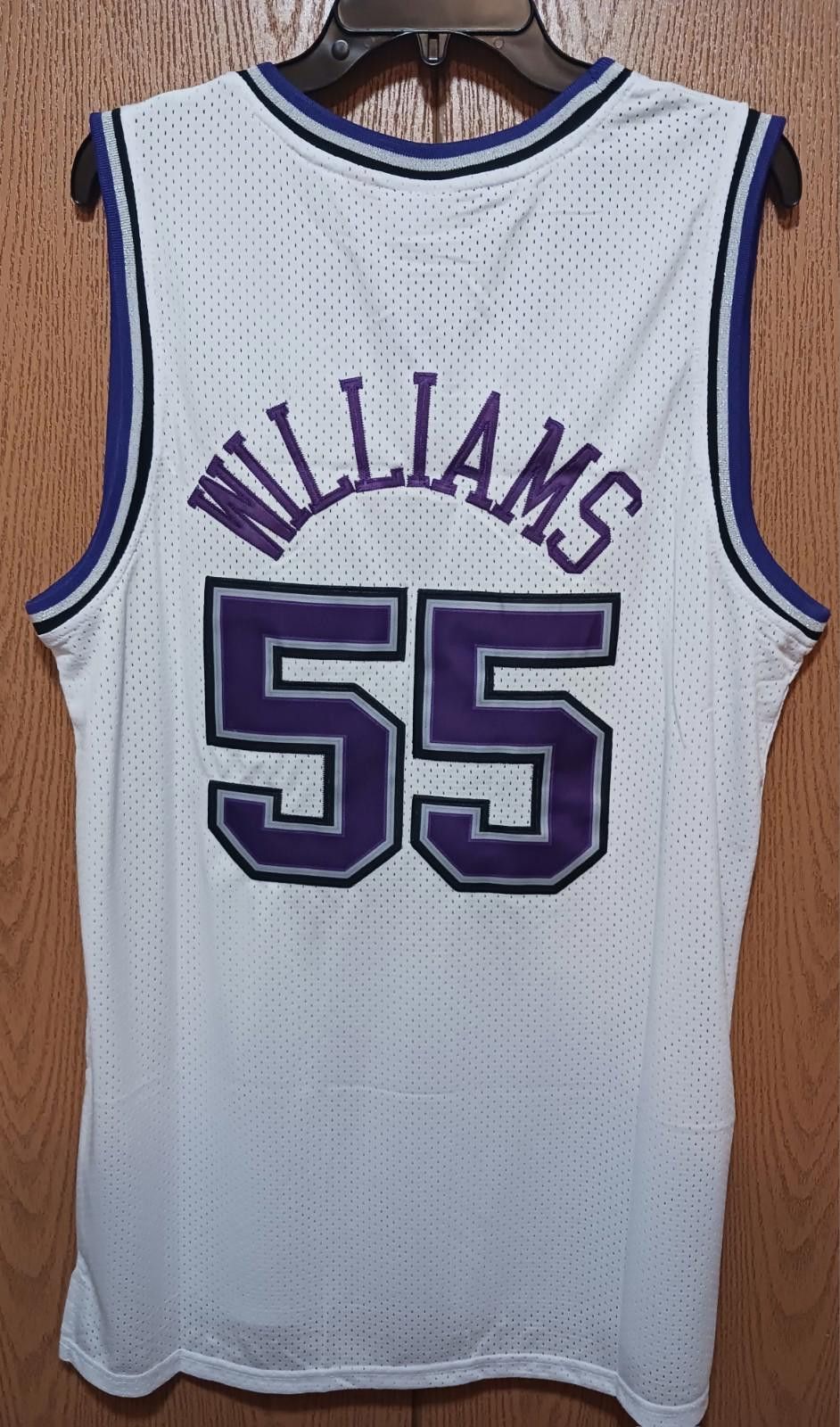 Other Jason Williams (Kings)-(White)-(Jersey)-(Size:XL)-$60.00 Size US XL / EU 56 / 4 - 5 Thumbnail