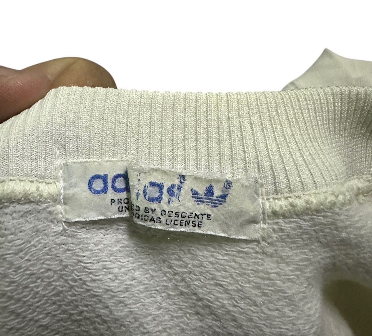 Adidas Vintage 80s Adidas descente crewned sweatshirt Size US M / EU 48-50 / 2 - 7 Thumbnail