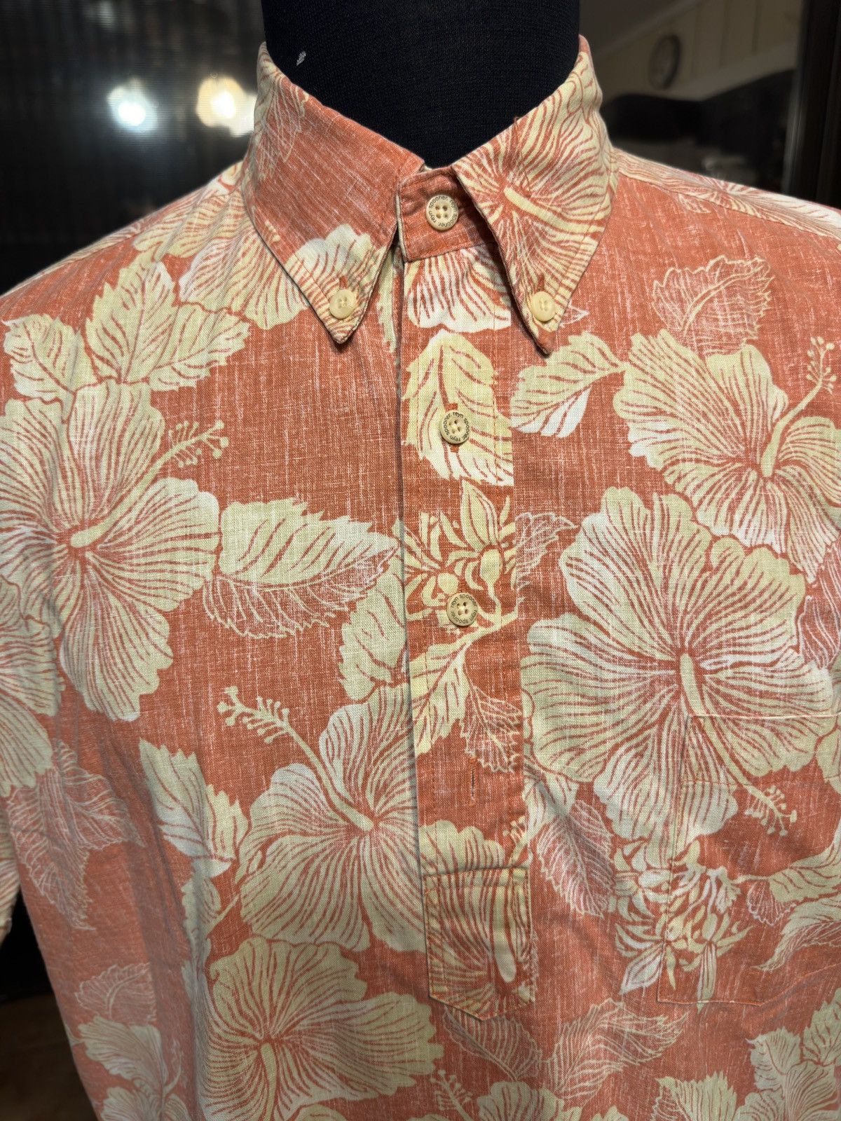Reyn Spooner PreOwned Reyn Spooner Orange Hawaiian Floral Men's Medium Size US M / EU 48-50 / 2 - 3 Thumbnail