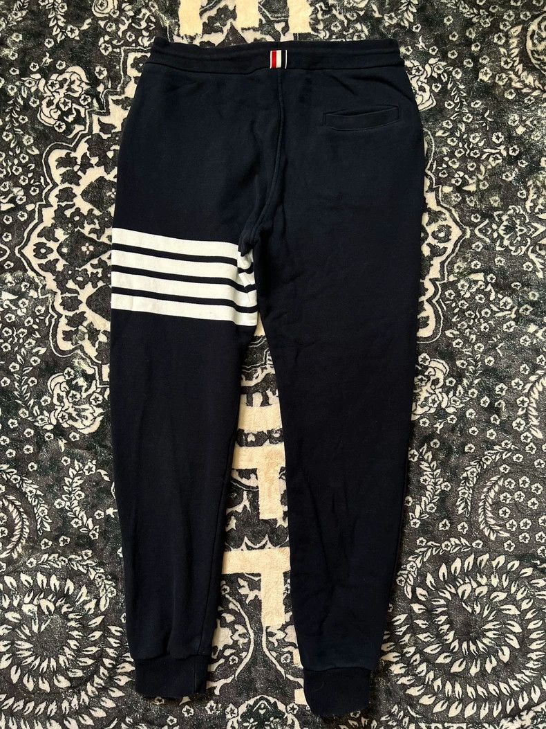 Thom Browne Thom Browne size1 The trousers are dark blue Size US 26 / EU 42 - 2 Thumbnail