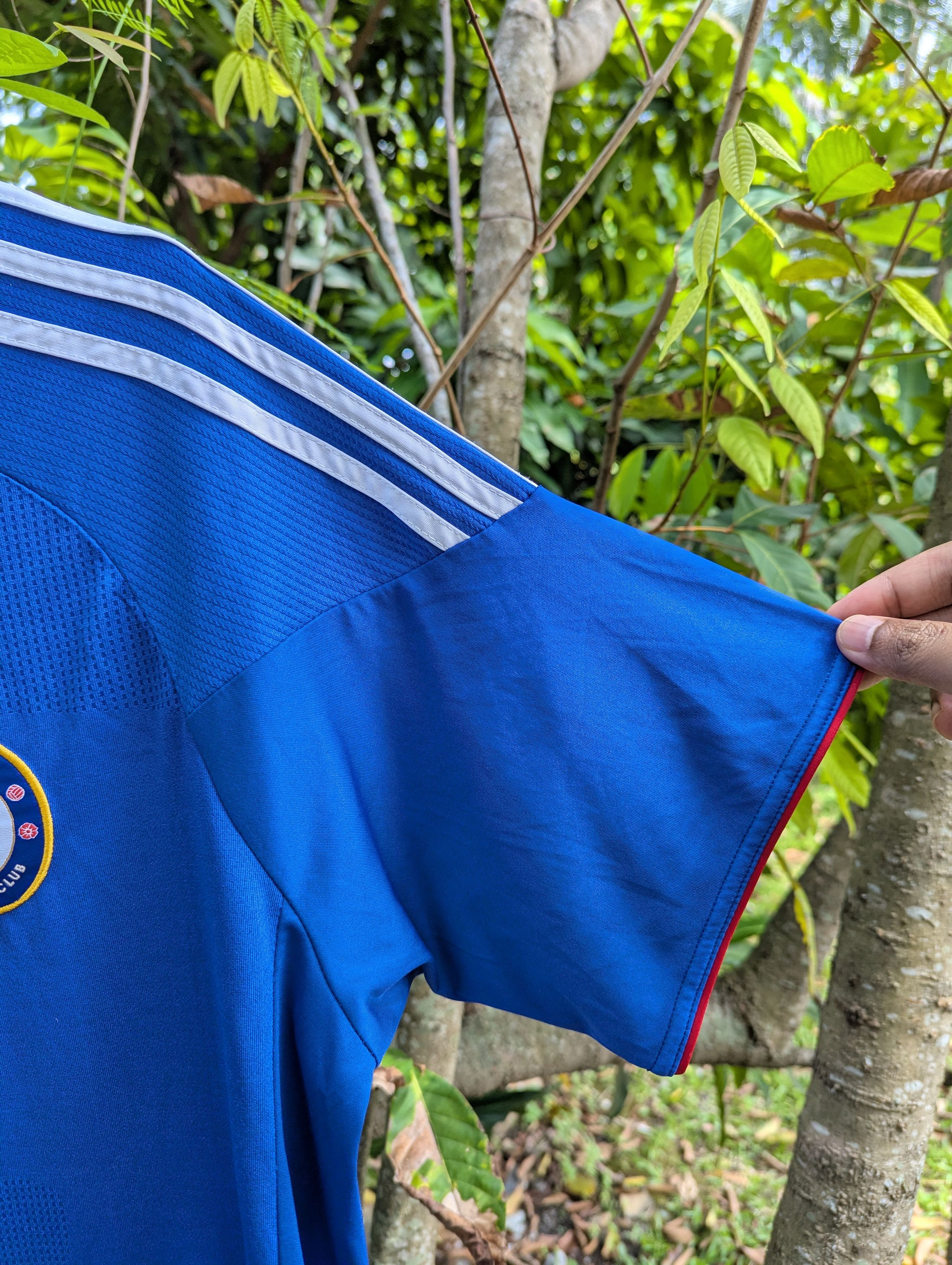 Chelsea Soccer Adidas Chelsea 2010/11 Home Football Shirt Jersey Size US L / EU 52-54 / 3 - 5 Thumbnail