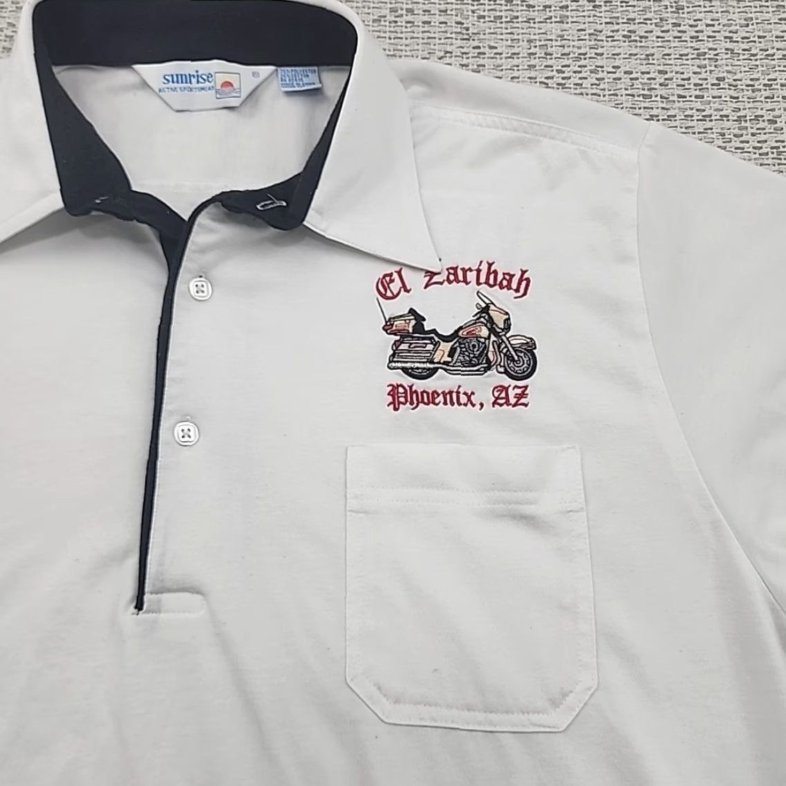 Vintage VINTAGE Sunrise Polo Shirt Mens L Short Sleeve White 1980s Rockabilly Casual Polo Rugby El Zaribah Size US L / EU 52-54 / 3 - 4 Thumbnail