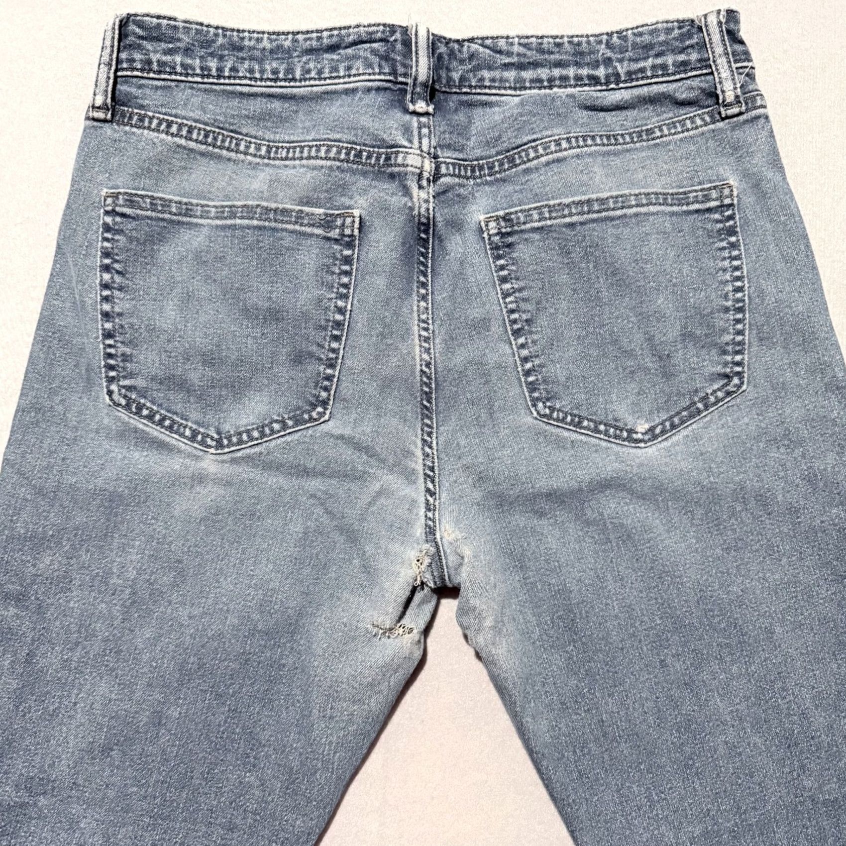 Uniqlo Uniqlo Jeans Women's 32X24 Blue Denim Mid-Rise Zip Fly Skinny 5-Pocket Design Jeans Women Blue Denim Skinny 32x24 Size 24" / US 00 / IT 34 - 4 Thumbnail