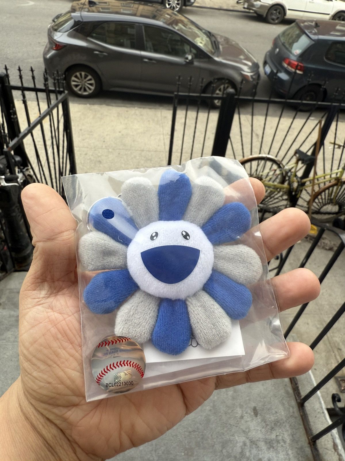MLB × Takashi Murakami World Tour Tokyo Series 2025 Dodgers Flower Keychain Size ONE SIZE - 1 Thumbnail