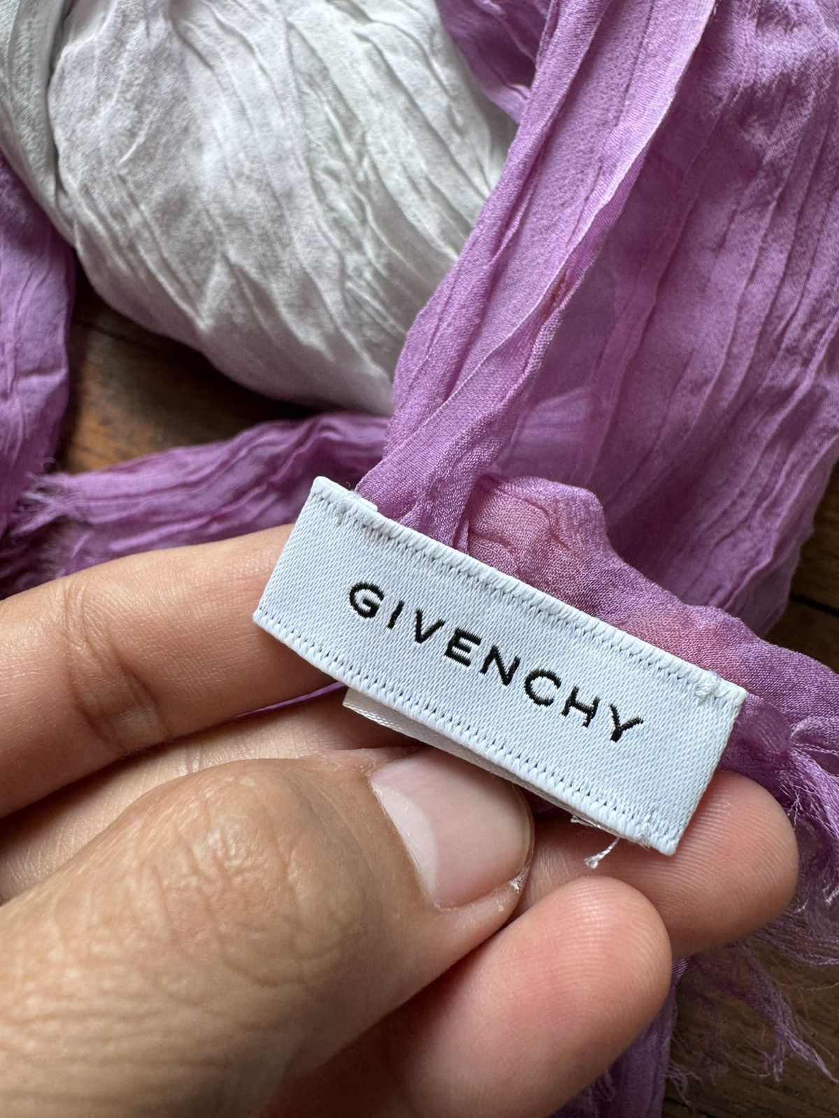 Givenchy GIVENCHY SILK PLEATED SCARF MUFFLER Size ONE SIZE - 3 Thumbnail