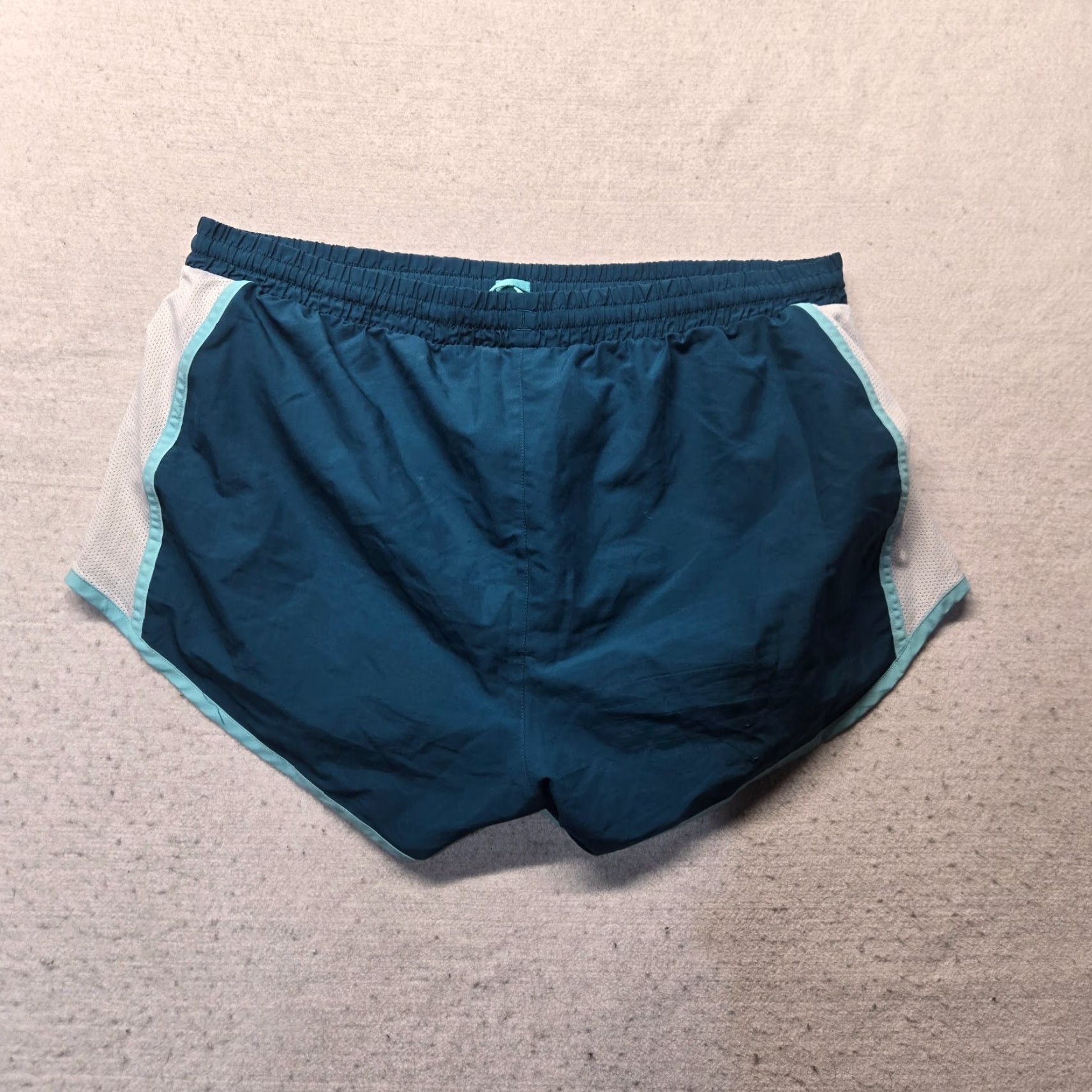 Under Armour Under Armour Heatgear Shorts Drawstring Blue White Women's XL Extra Large Adult Pant Size 40" / US 18 - 7 Thumbnail