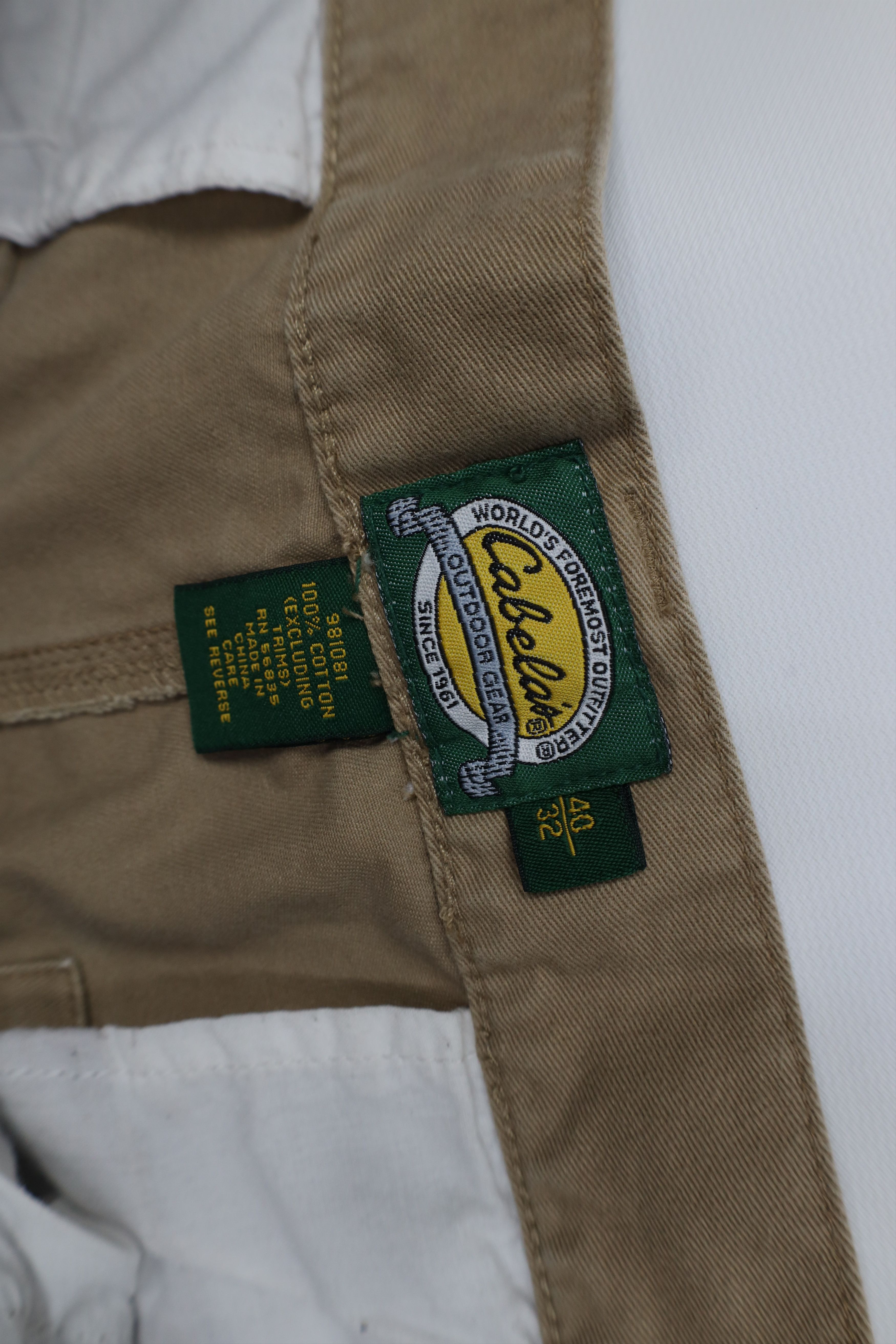 Cabelas Vintage Y2K Cabelas Baggy Wide Leg Cargo Pants Beige Cotton Size US 40 / EU 56 - 9 Thumbnail