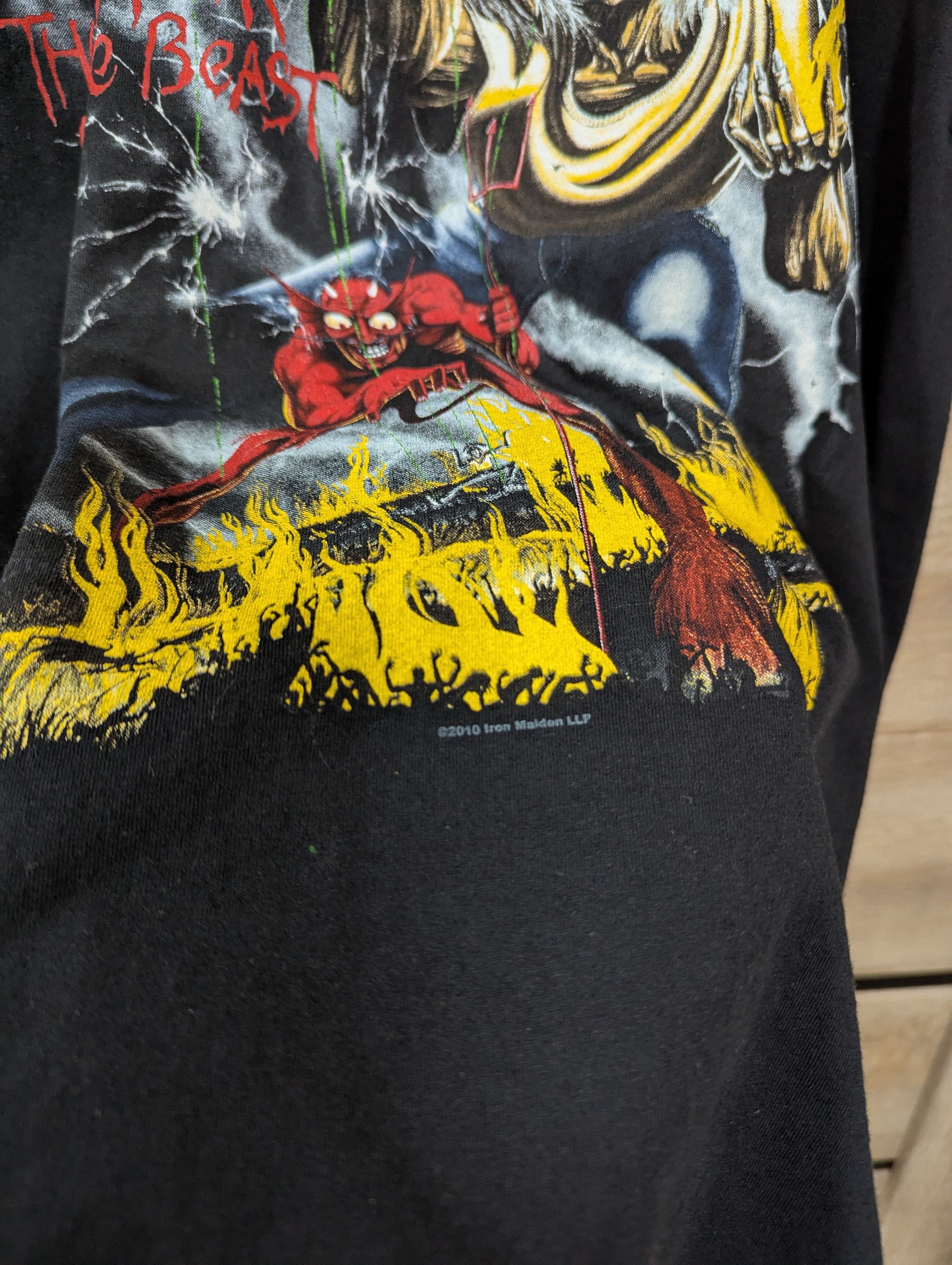 Band Tees × Iron Maiden × Vintage Iron Maiden The Number Of The Beast Reprint 2010 T-Shirt Size US M / EU 48-50 / 2 - 3 Thumbnail