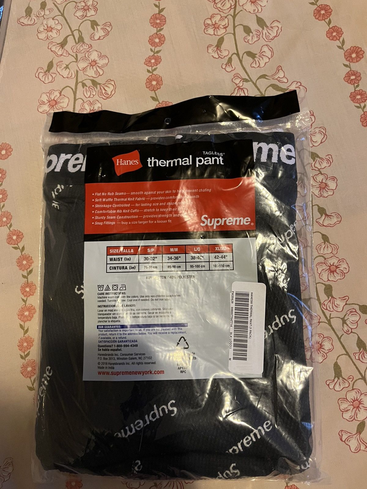 Hanes × Supreme Supreme Hanes thermal pants black repeat logos size M Size US 34 / EU 50 - 2 Thumbnail