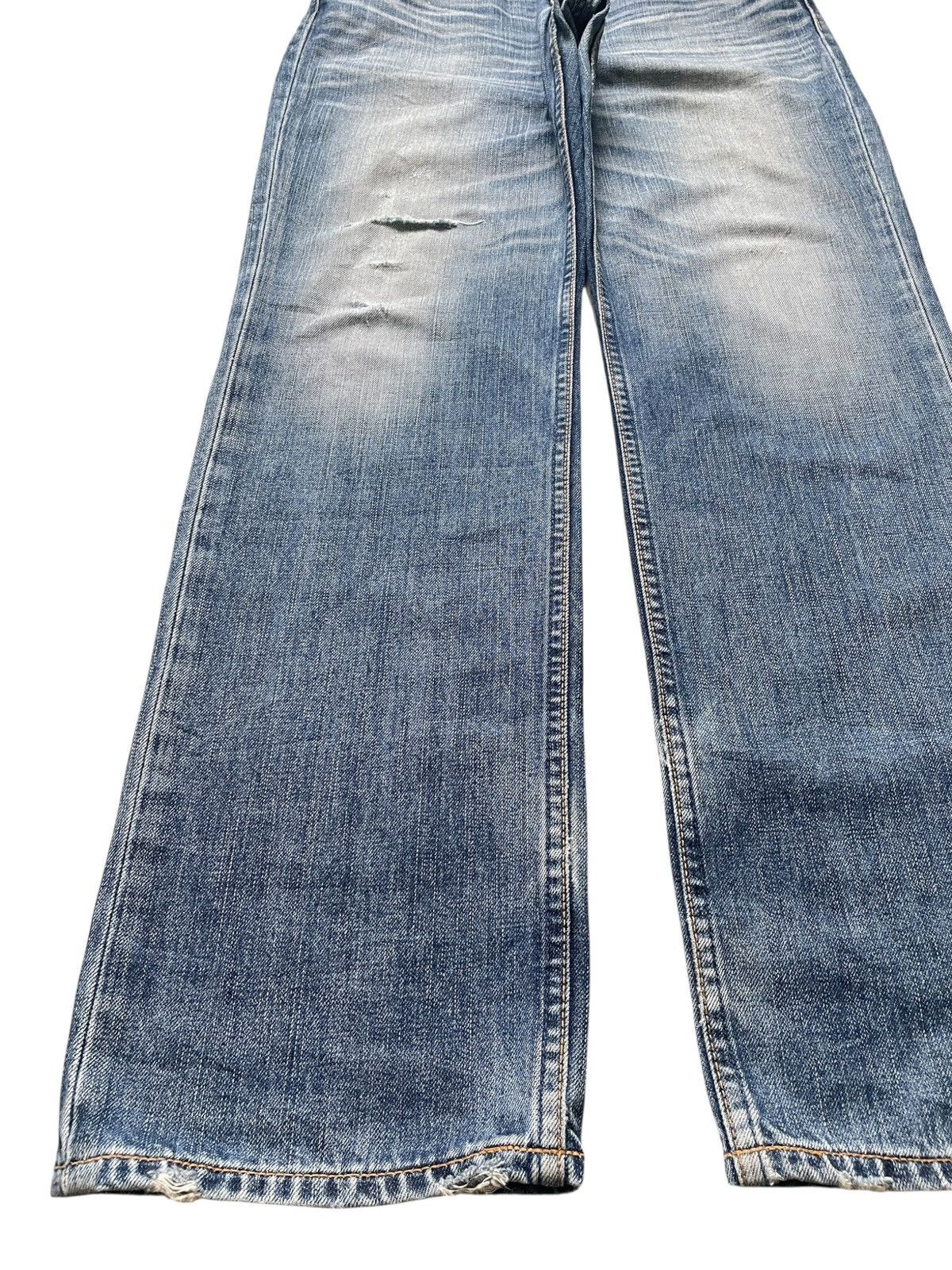 Levi's Vintage 90s Levis 702 Faded Wash Distressed Loose Jeans Size US 32 / EU 48 - 6 Thumbnail
