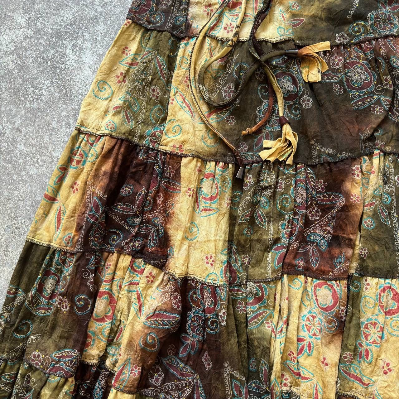 Other 90s Avant Garde Vintage Maxi Skirt (Jean Paul Gaultier vibe) Size 28" / US 6 / IT 42 - 5 Thumbnail