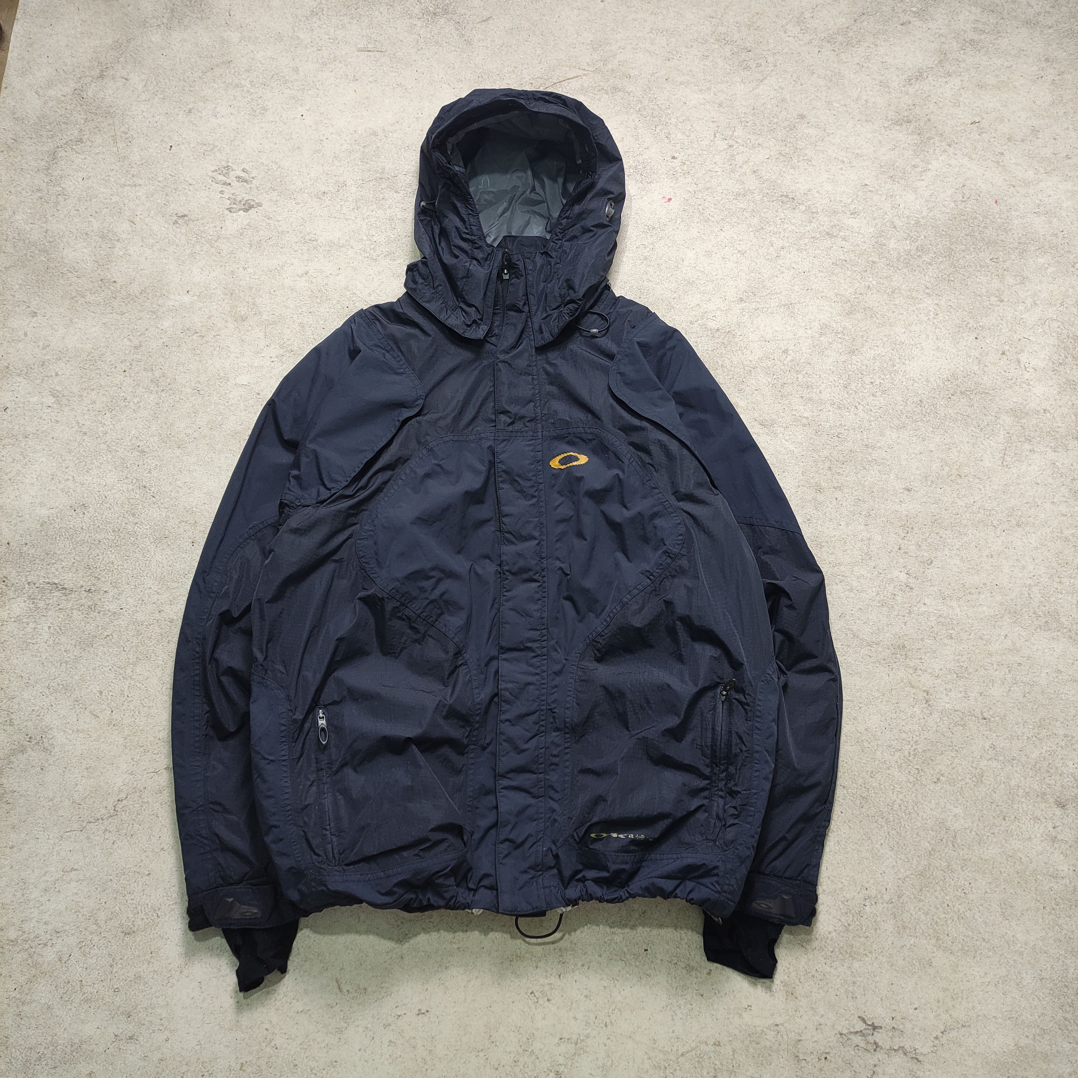 Oakley Road Fuel Jacket | Grailed