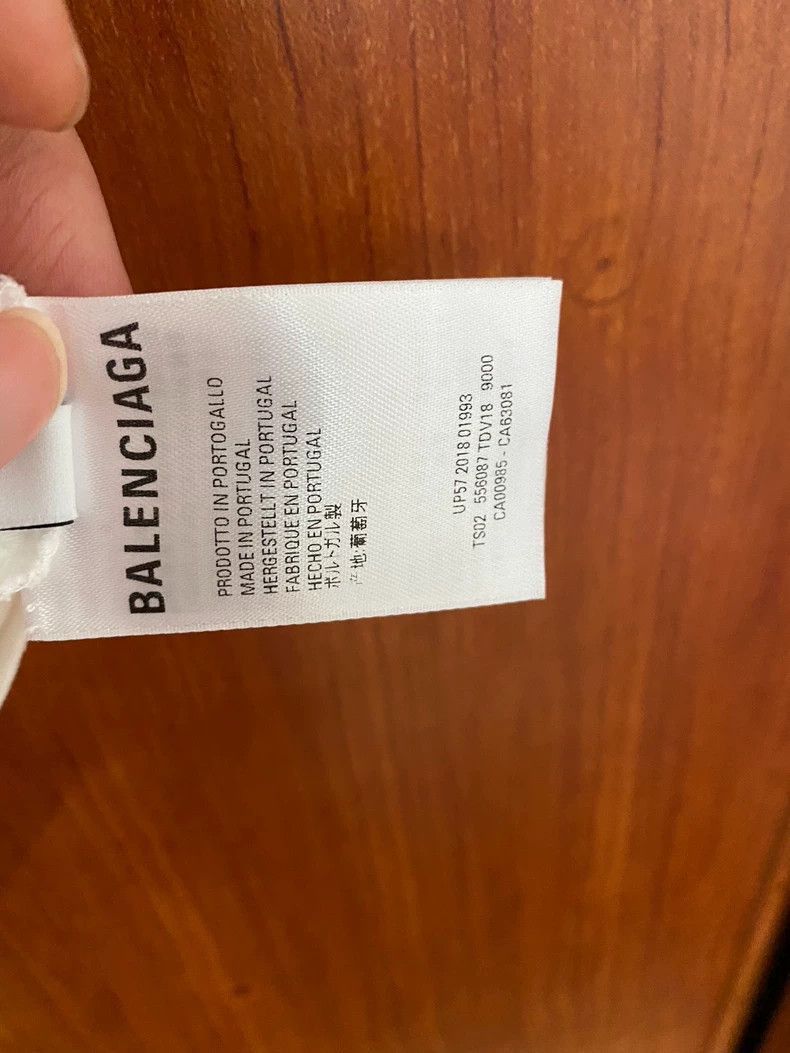 Balenciaga Balenciaga You Are The World Print T-Shirt Size US S / EU 44-46 / 1 - 9 Thumbnail