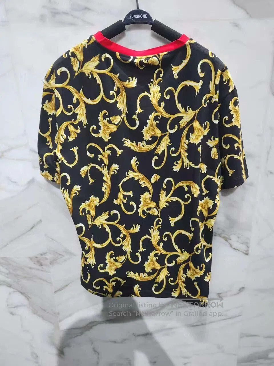 Versace Versace Gold Floral Print Short Sleeve Top. Size US S / EU 44-46 / 1 - 3 Thumbnail