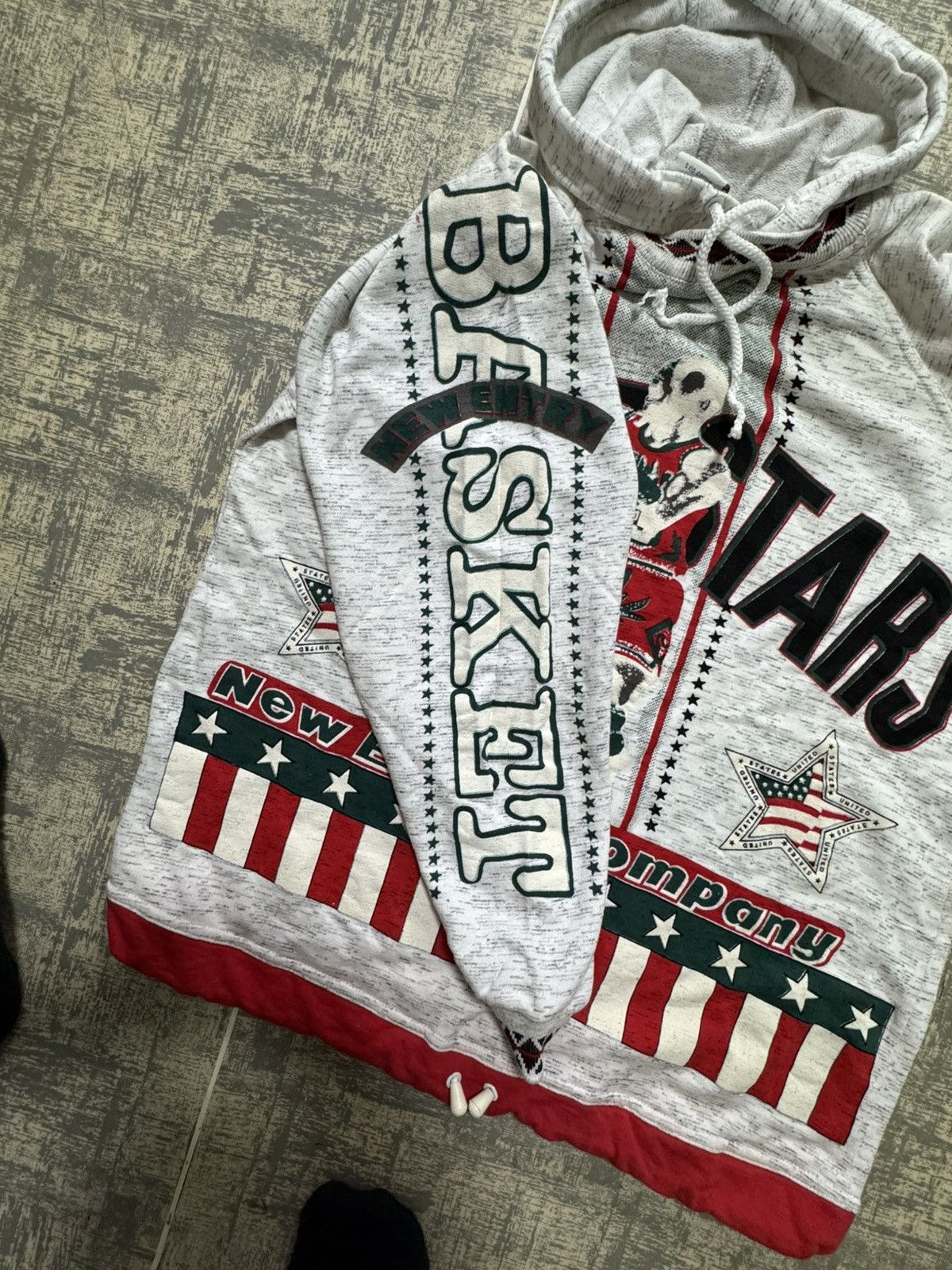 Jordan Brand × Vintage Vintage air Jordan hoodie Size US M / EU 48-50 / 2 - 12 Thumbnail