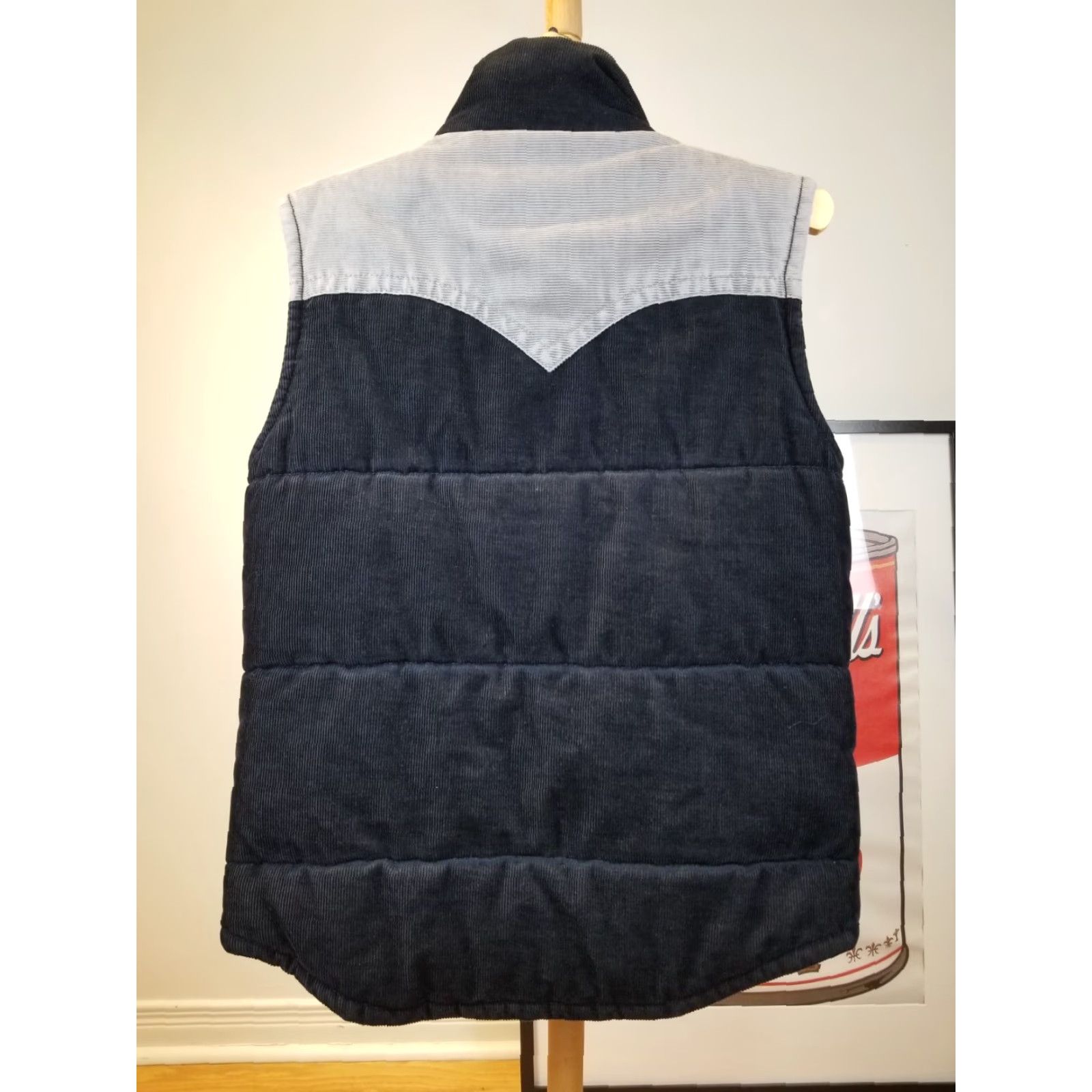 True Religion VINTAGE True Religion CORDUROY Vest Mens Small Gray 2 TONES 21 INCH 27 INCH 90s 2000s Retro Hip Hop Rock USA Anime Christmas Grunge Concert Size US S / EU 44-46 / 1 - 7 Thumbnail