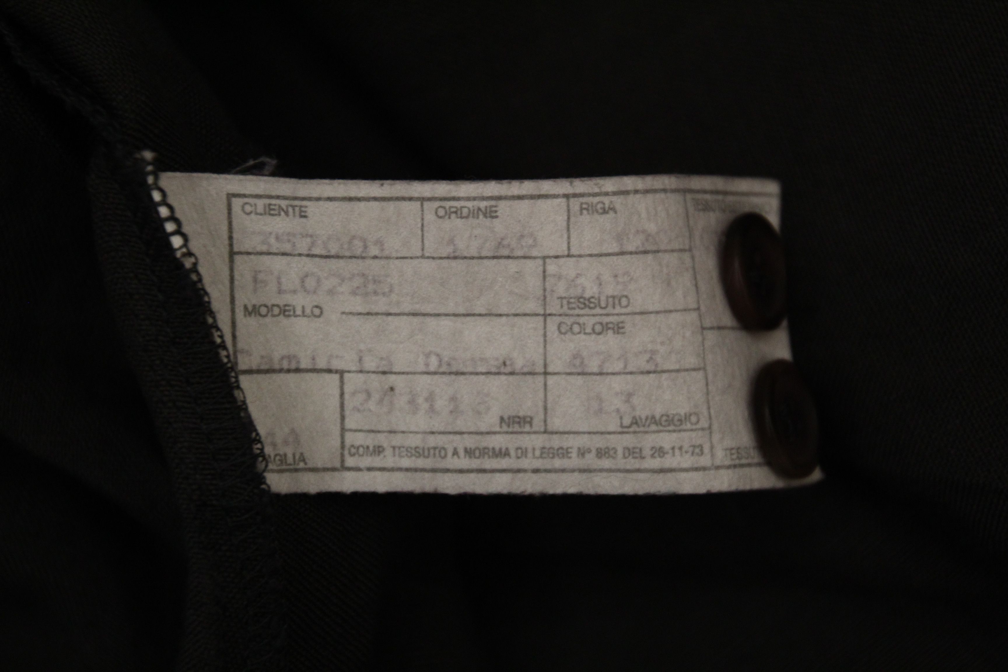Giorgio Armani Giorgio Armani A Milano Borgonuovo 21 washed linen shirt Size M / US 6-8 / IT 42-44 - 7 Thumbnail