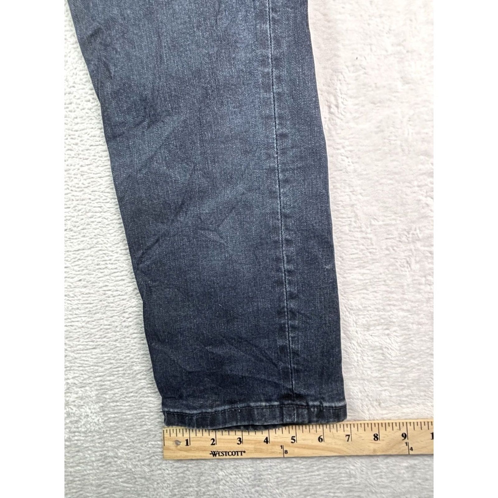 Levi's VINTAGE Levi's 511 Jeans Men Slim 34x32 Distressed Denim Straight Leg 5-Pocket USA 90s Mens Jeans Blue Size US 34 / EU 50 - 5 Thumbnail