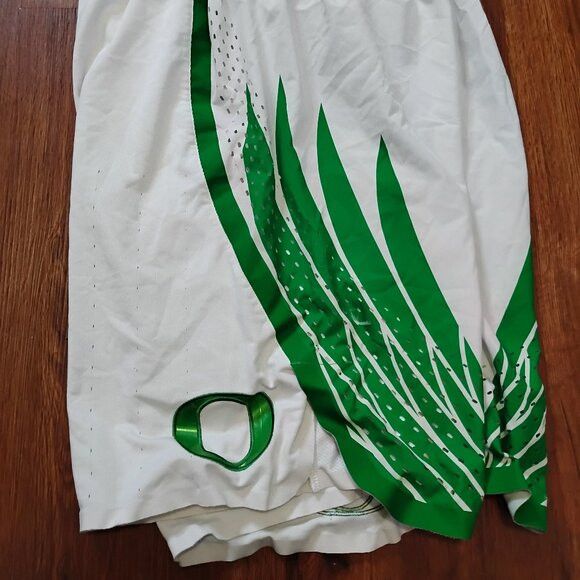 Nike Oregon Ducks Athletic Shorts Wings Team Issued 2016-17