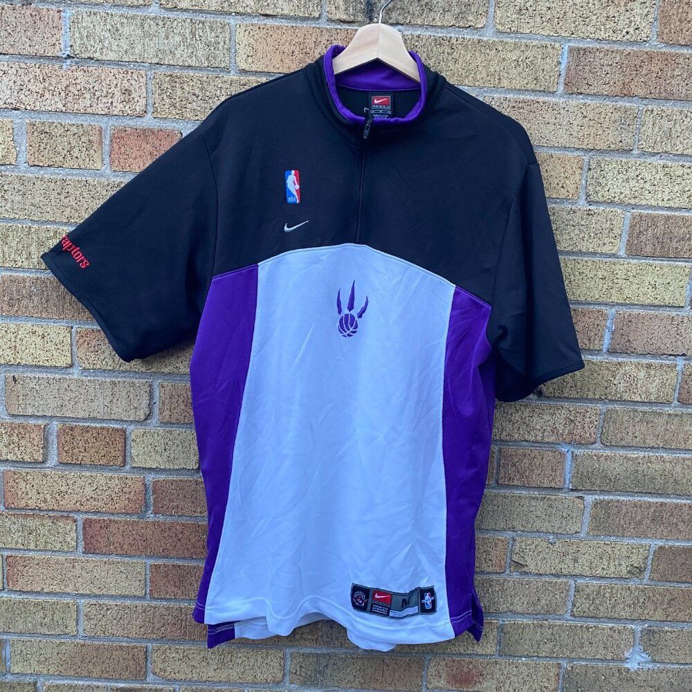 Nike × Vintage Vintage 1999 Nike Toronto Raptors Team NBA Basketball Warmu Size US M / EU 48-50 / 2 - 2 Thumbnail